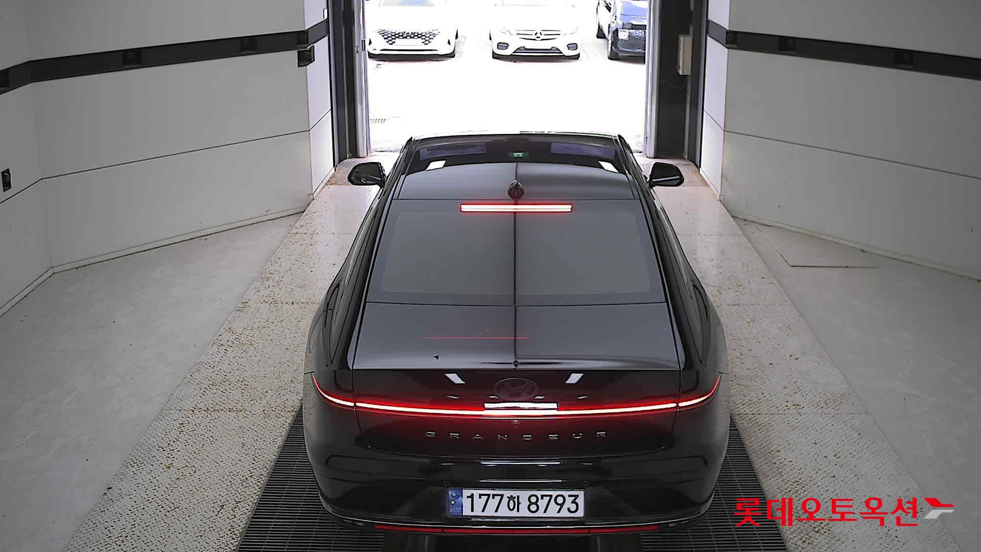 Hyundai Grandeur Hybrid 2024 Abyss Black Pearl из Кореи, фото 5