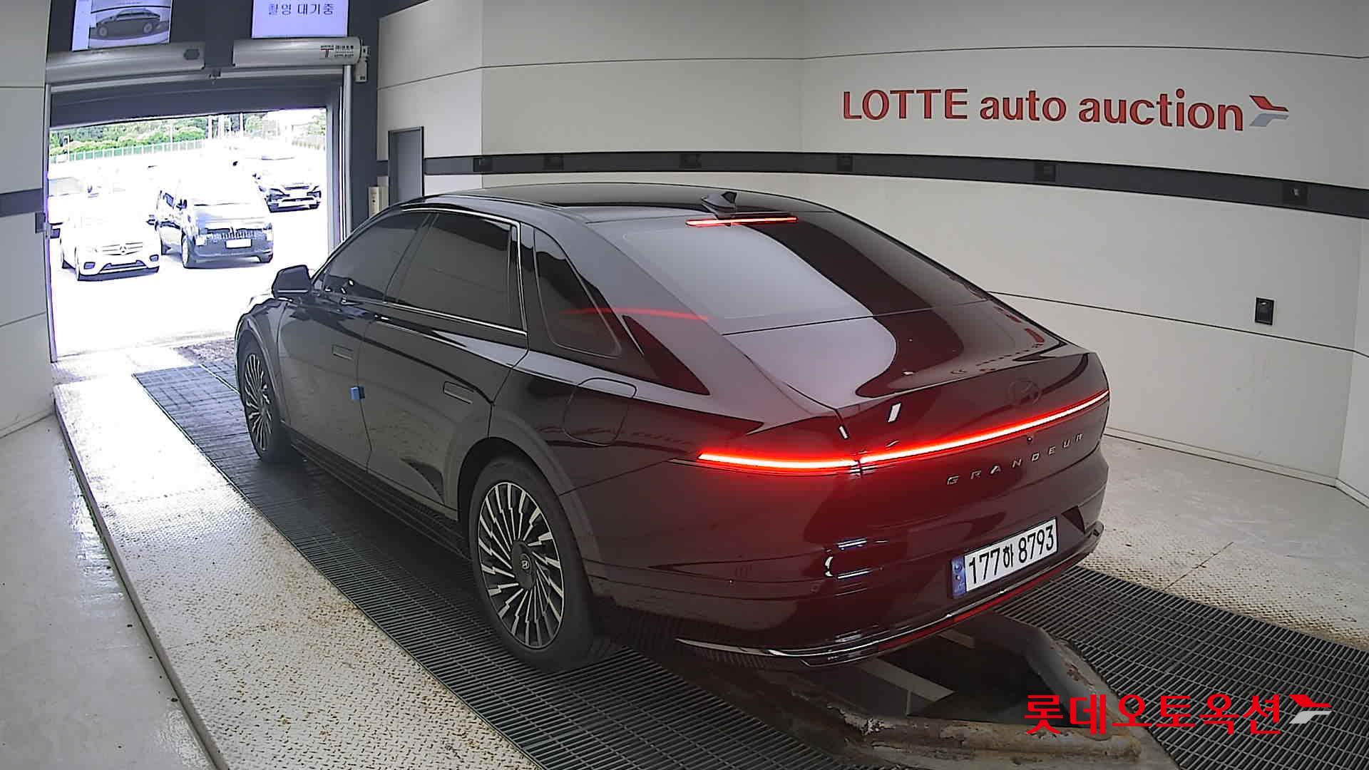 Hyundai Grandeur Hybrid 2024 Abyss Black Pearl из Кореи, фото 6