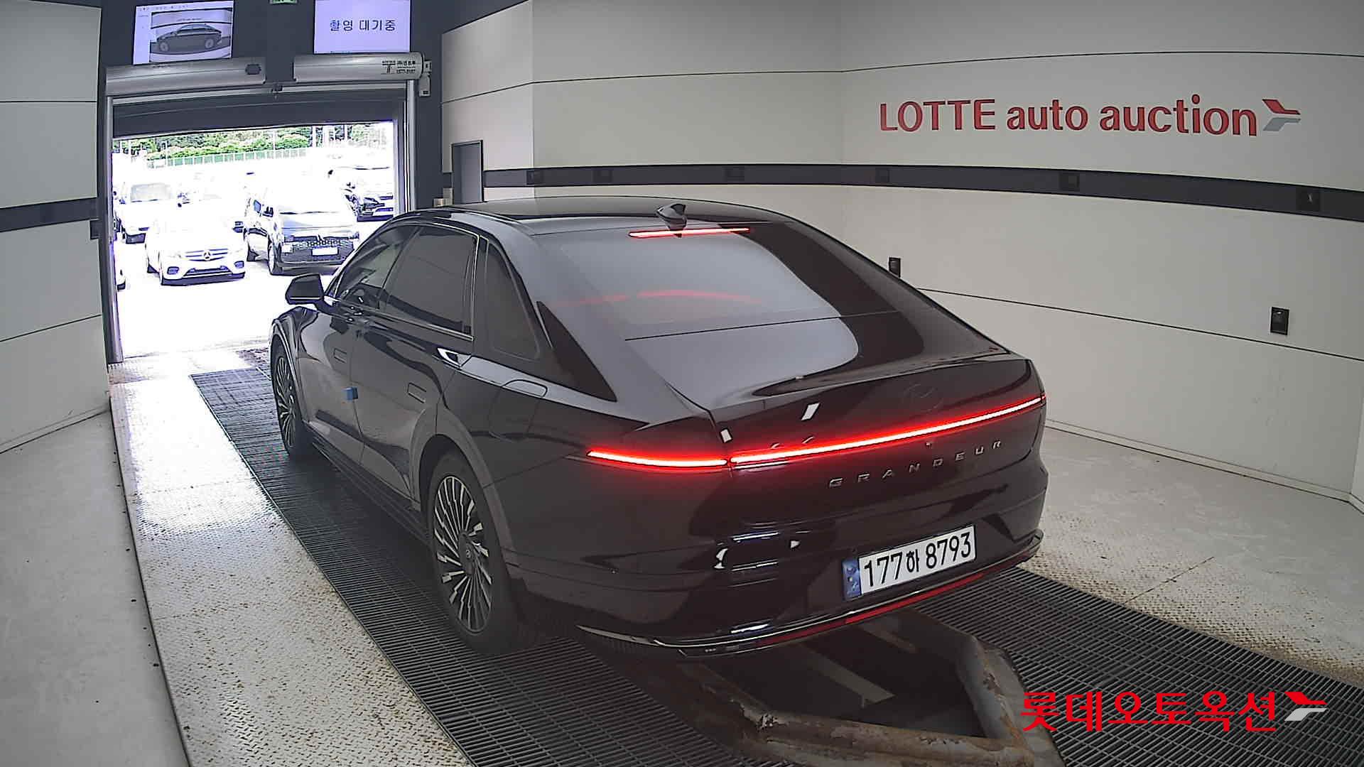 Hyundai Grandeur Hybrid id 3057671 из Кореи 9