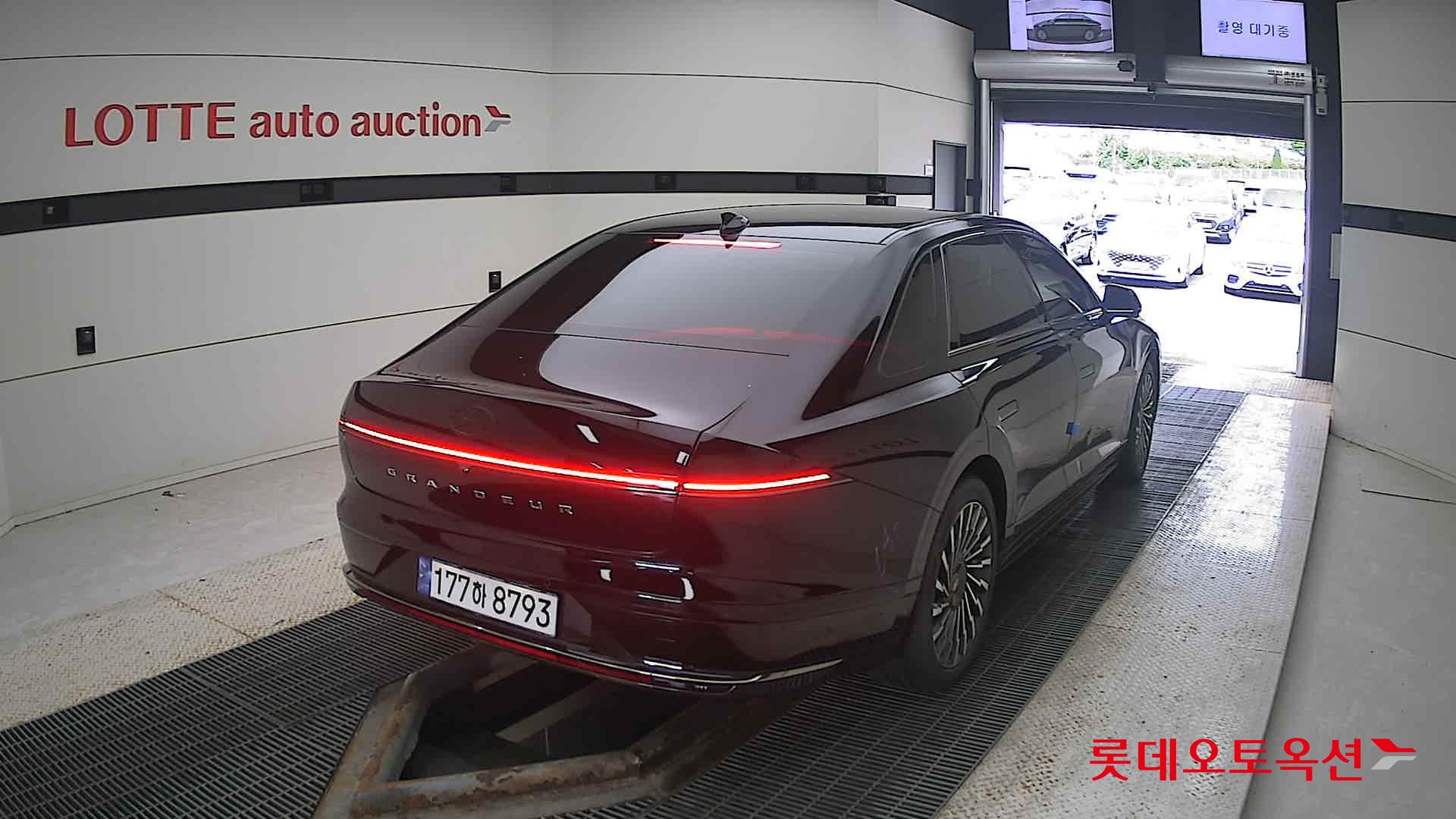 Hyundai Grandeur Hybrid id 3057671 из Кореи 20