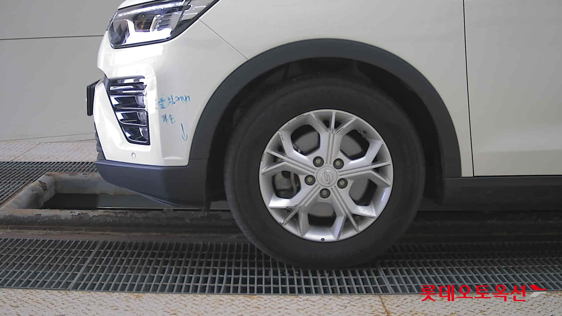 SsangYong Tivoli id 2973092 из Кореи 21