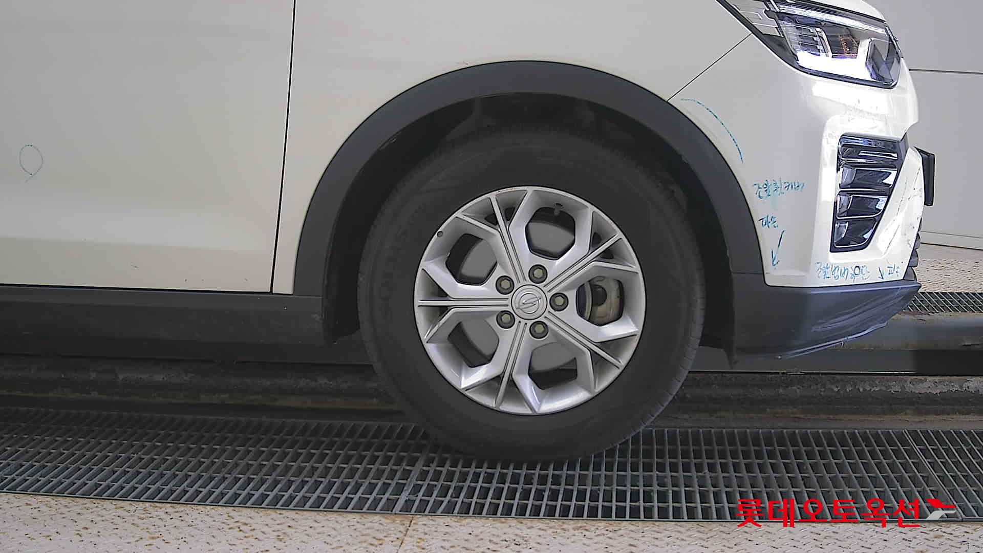 SsangYong Tivoli id 2973092 из Кореи 23