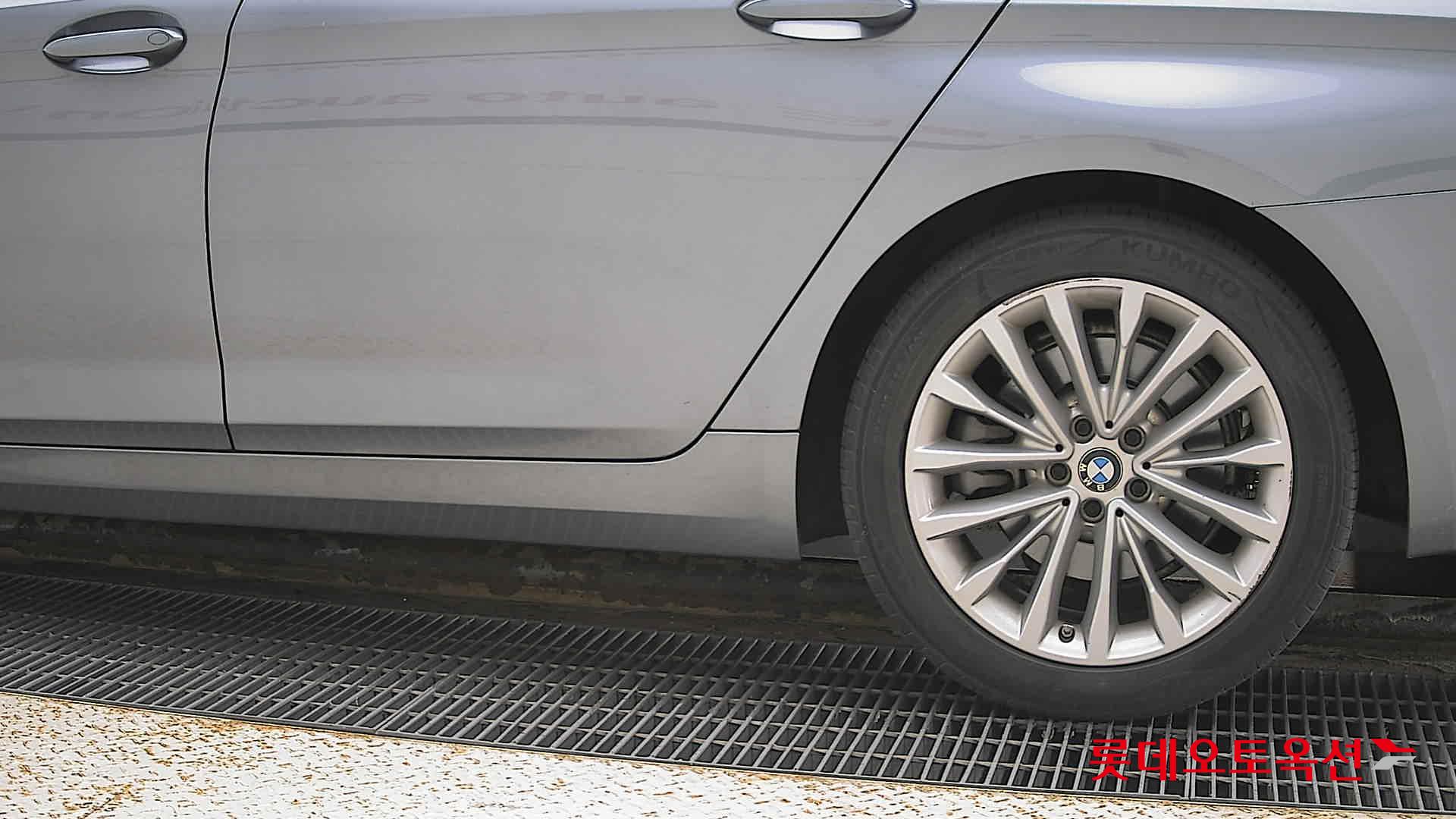 بي ام دبليو 520d الفئة الخامسة