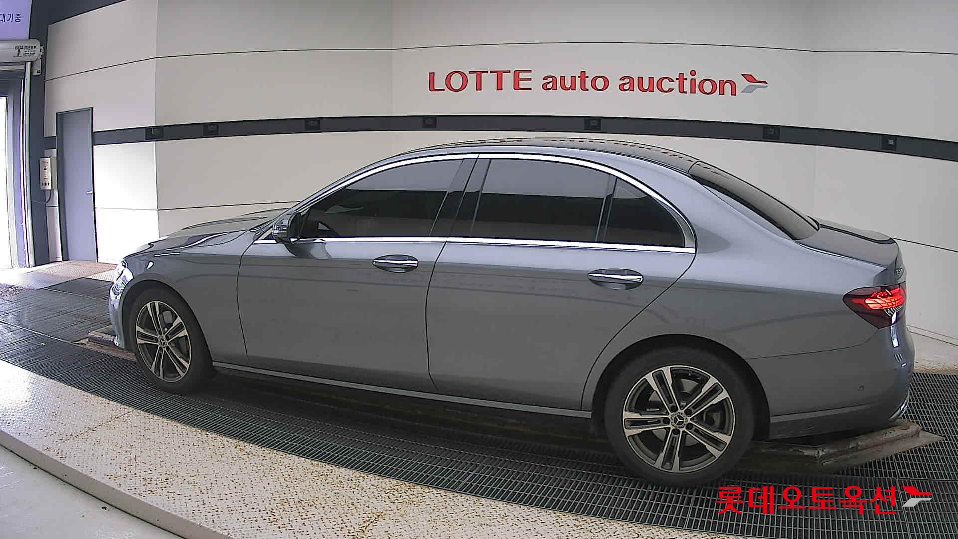 مرسيدس E350