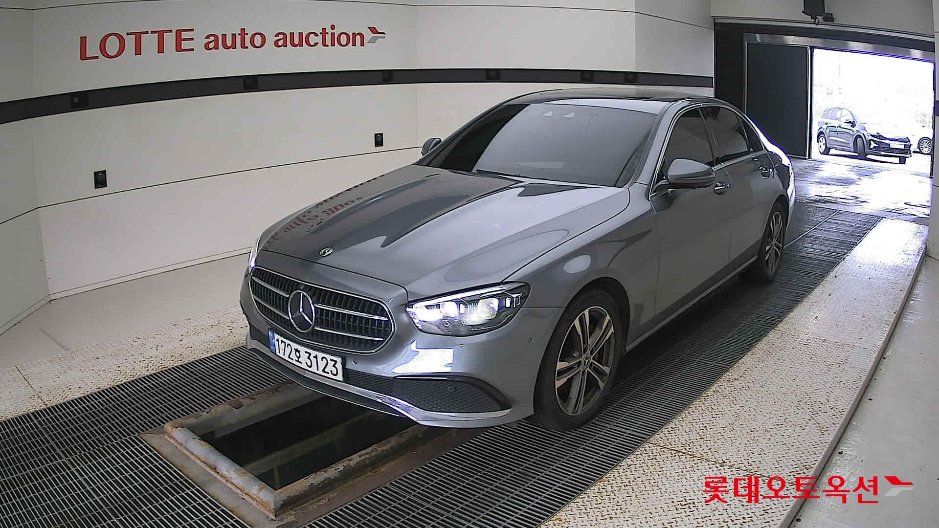 مرسيدس E350