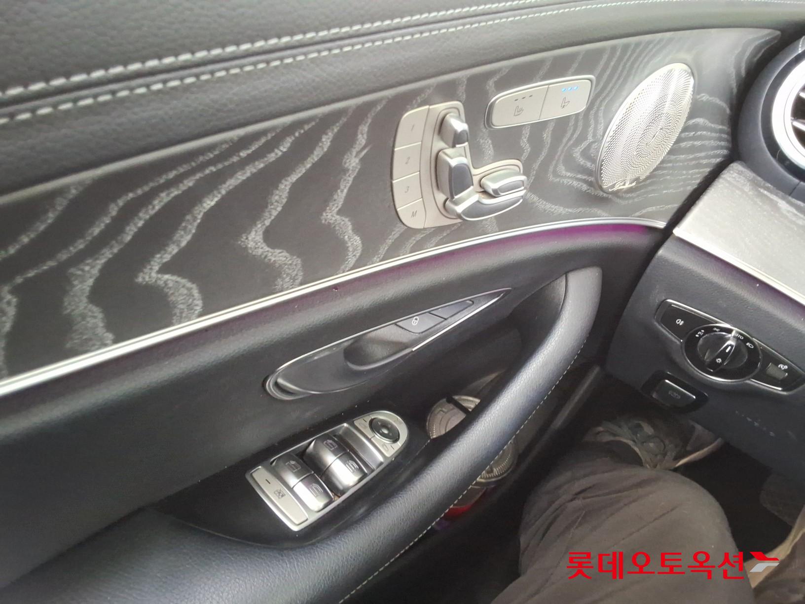 مرسيدس E350