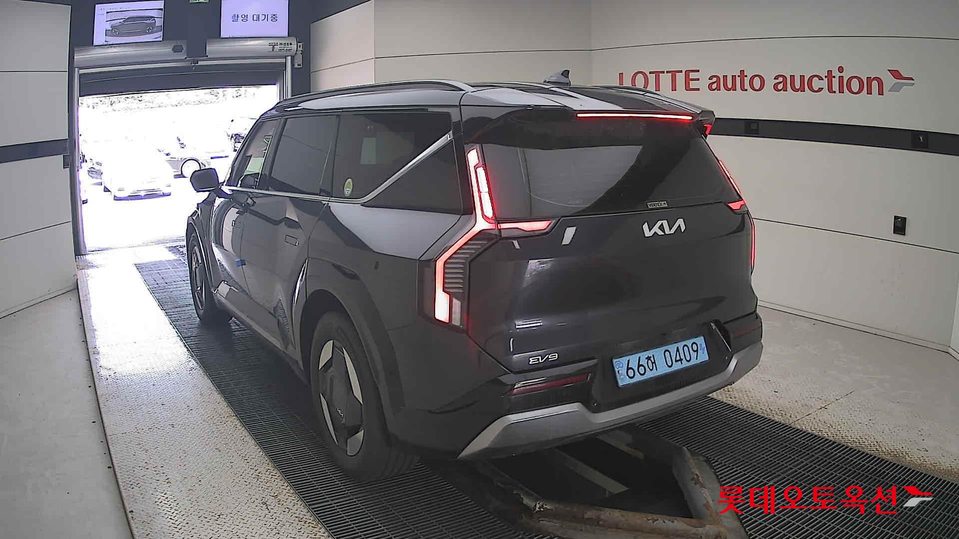 Kia EV9 id 3062791 из Кореи 9