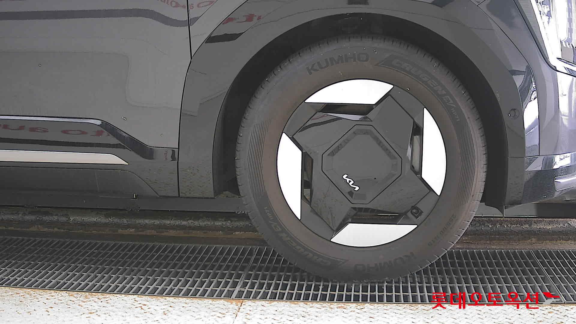 Kia EV9 id 3062791 из Кореи 23