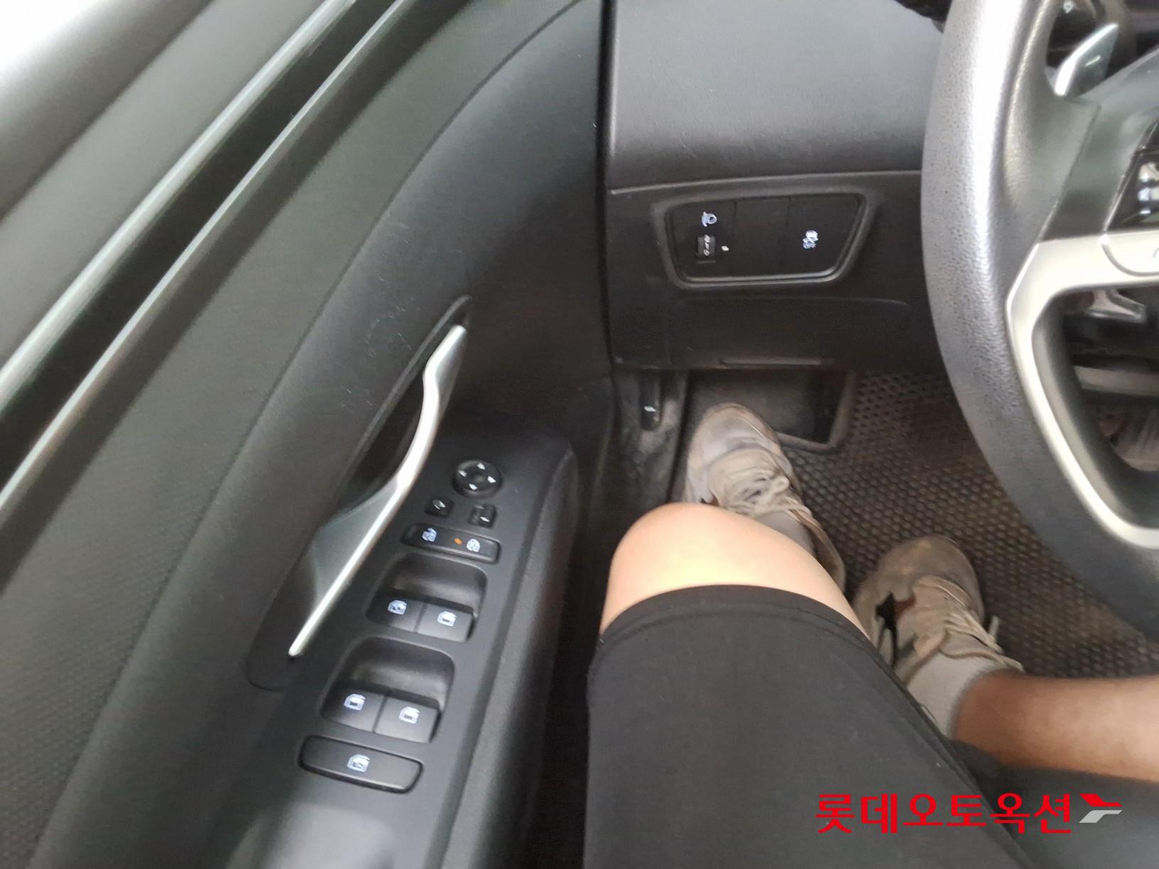  - Image 28