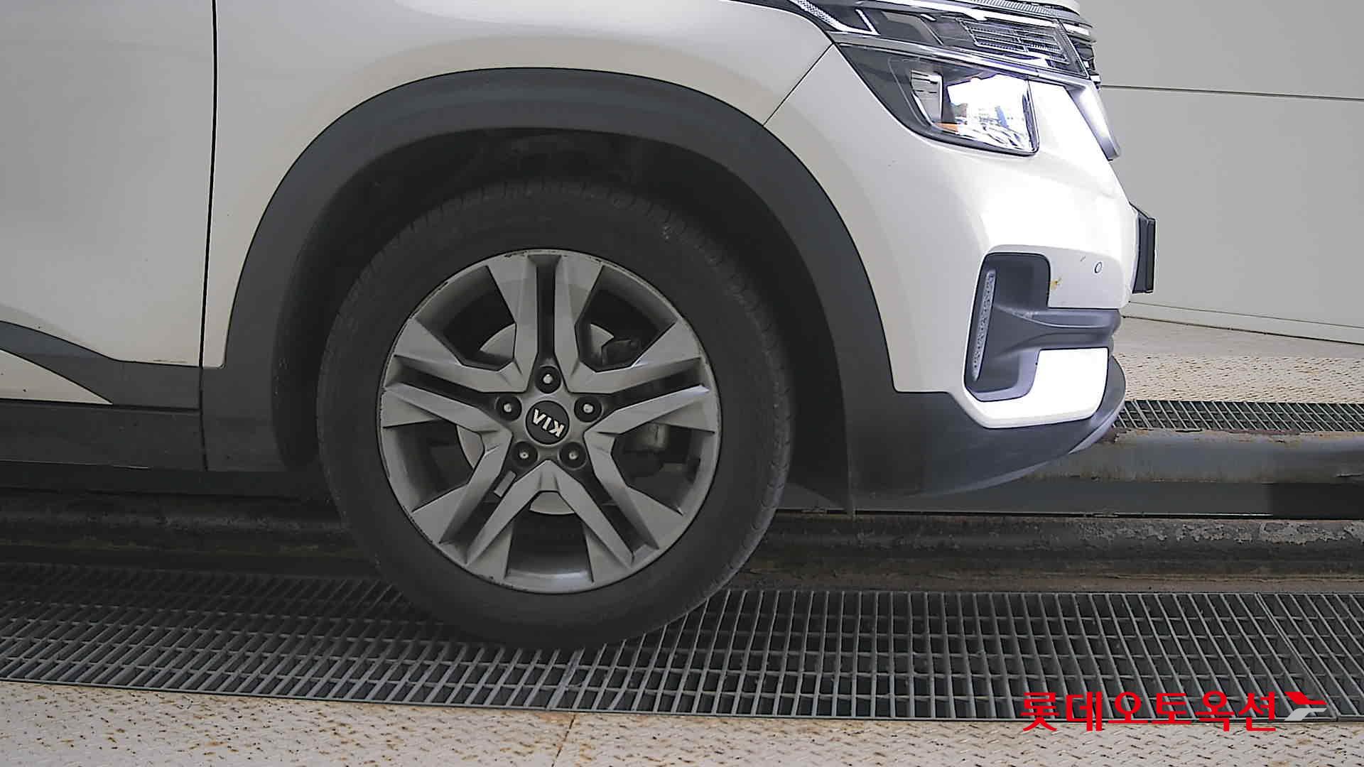 Kia Seltos id 3062778 из Кореи 23