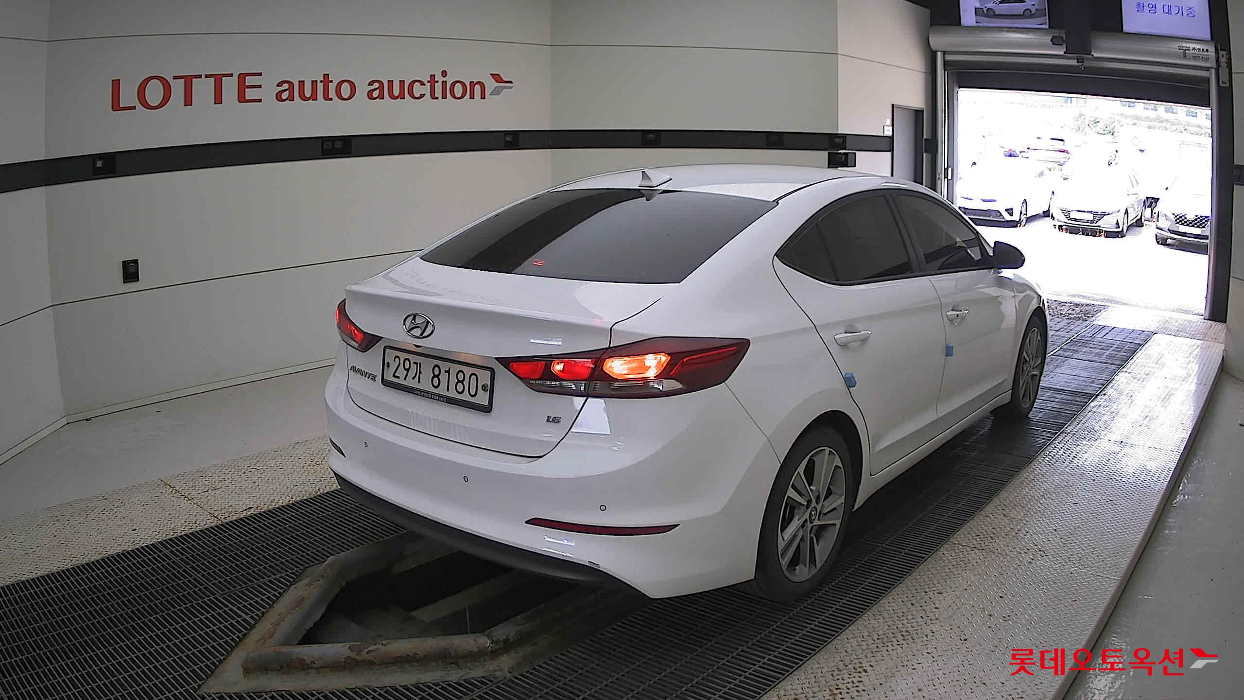 Hyundai Avante id 2909759 из Кореи 4