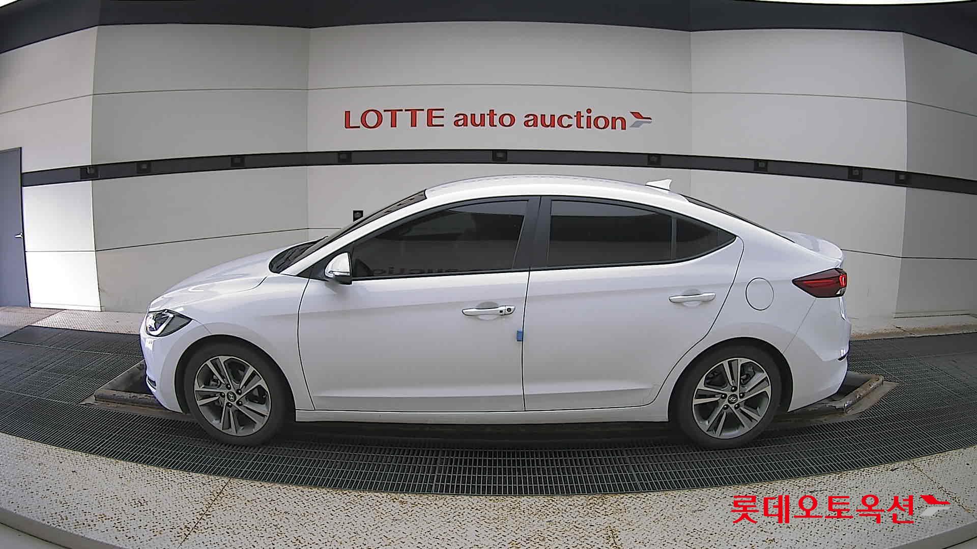 Hyundai Avante id 2909759 из Кореи 7