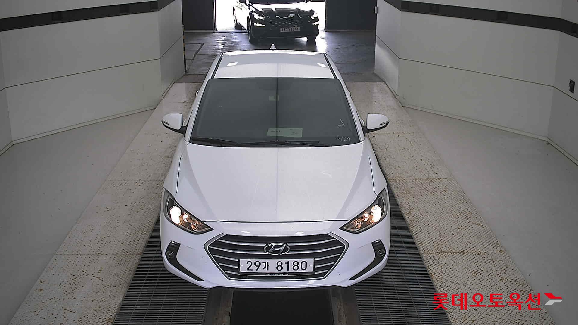 Hyundai Avante id 2909759 из Кореи 8