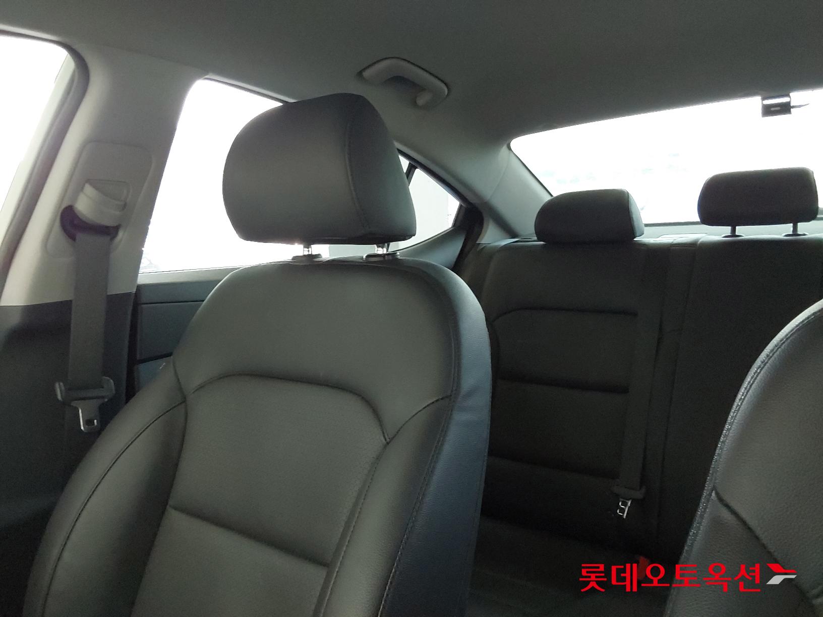 Hyundai Avante id 2909759 из Кореи 32