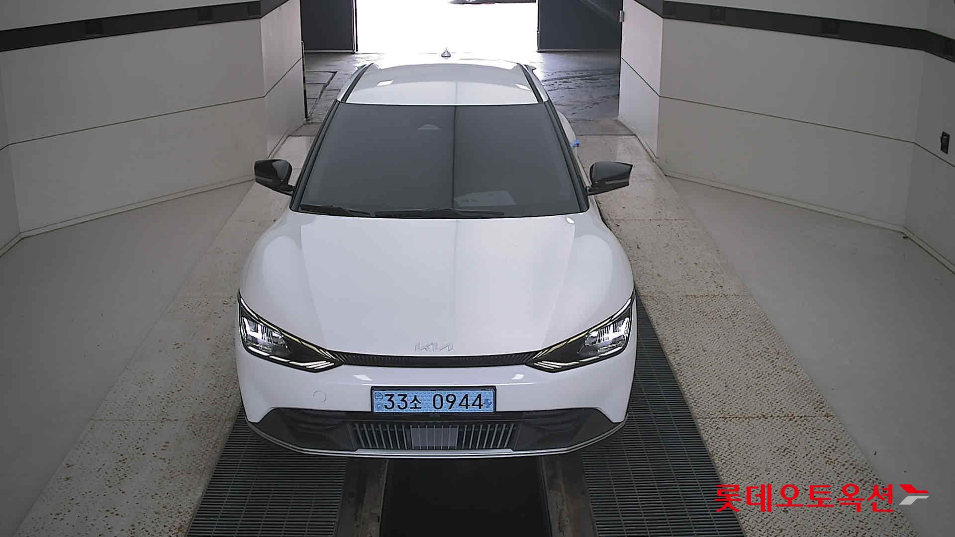 Kia EV6 id 2909793 из Кореи 8