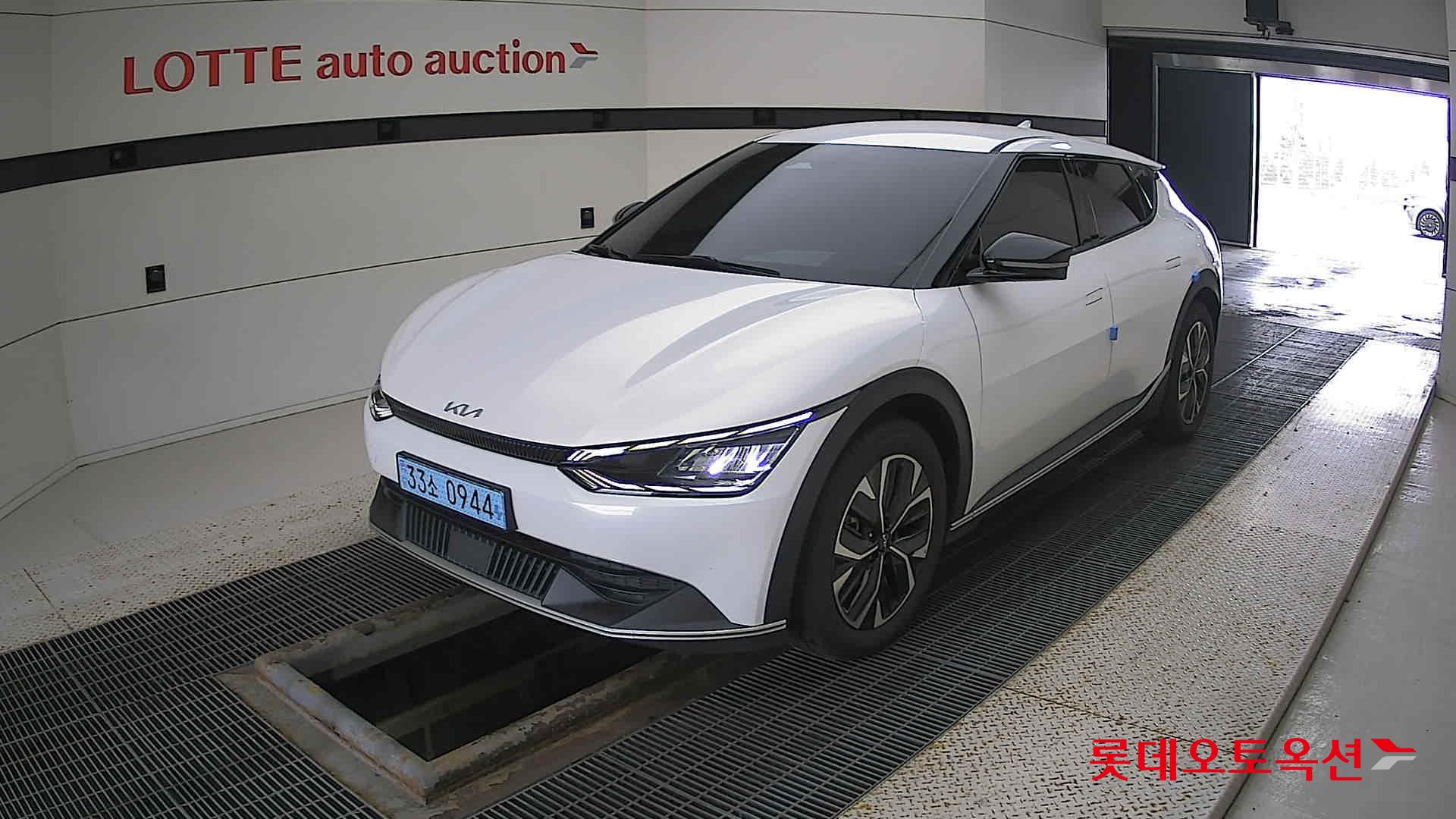 Kia EV6 id 2909793 из Кореи 14