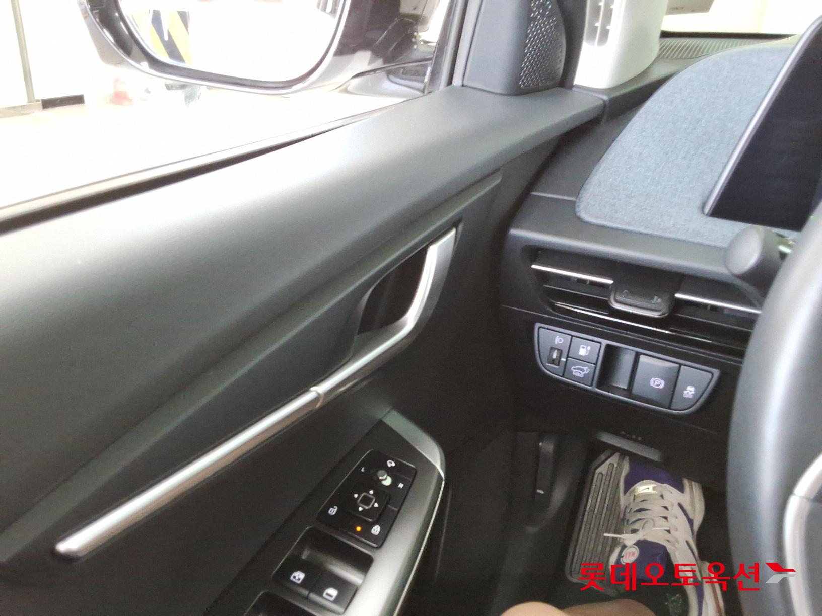 Kia EV6 id 2909793 из Кореи 28