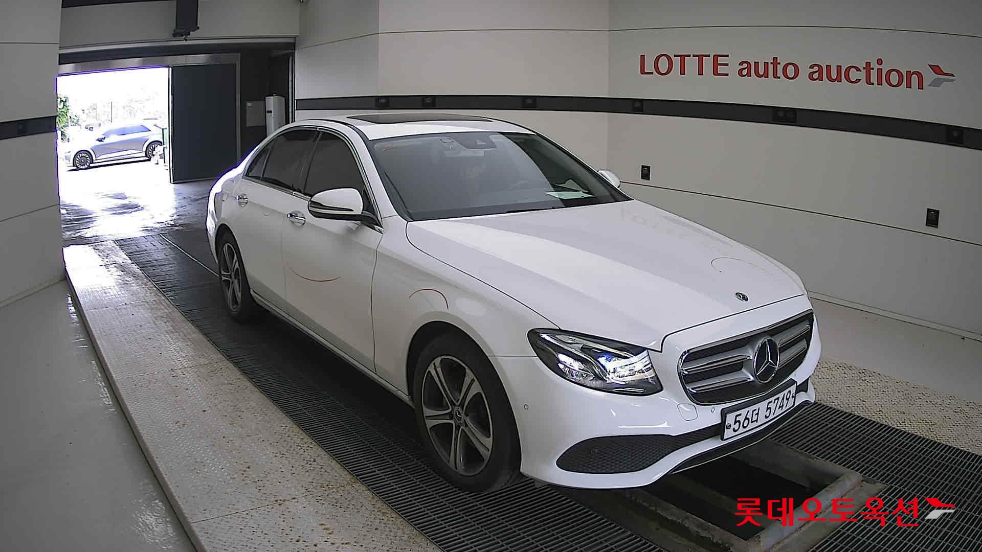مرسيدس E220D