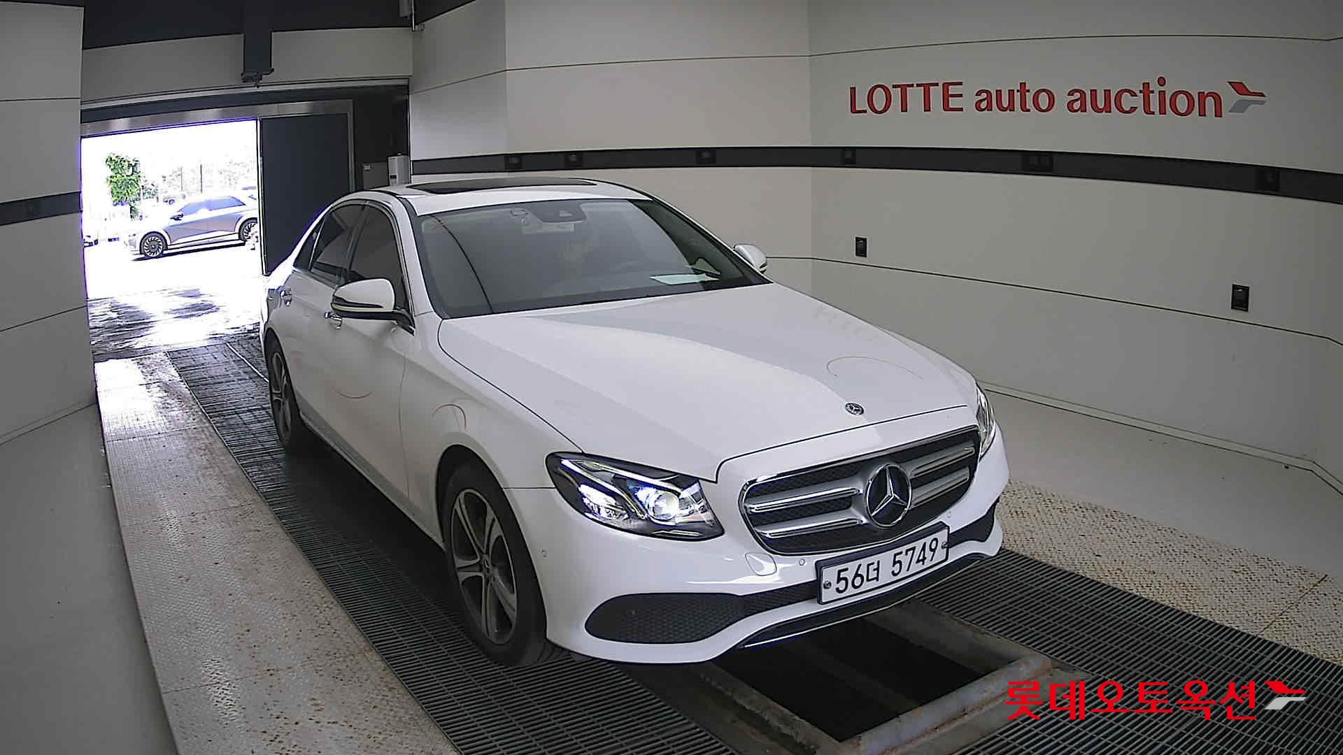 مرسيدس E220D