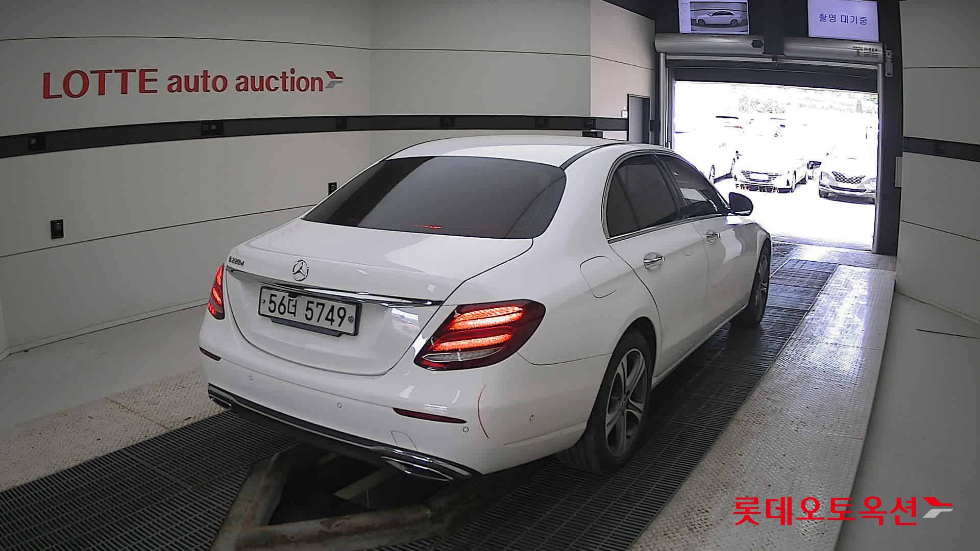 مرسيدس E220D