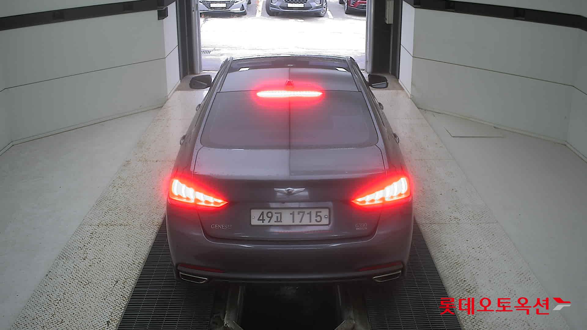 جينسس جي 330