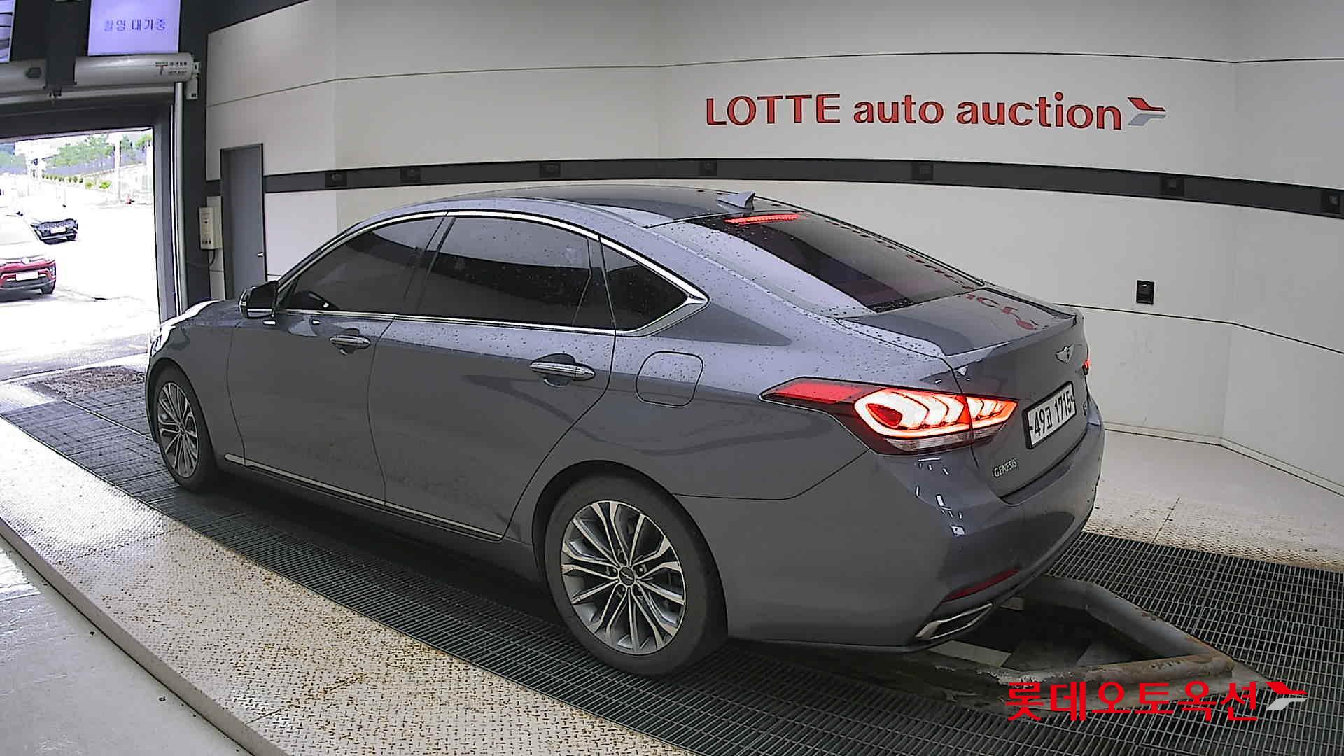 جينسس جي 330