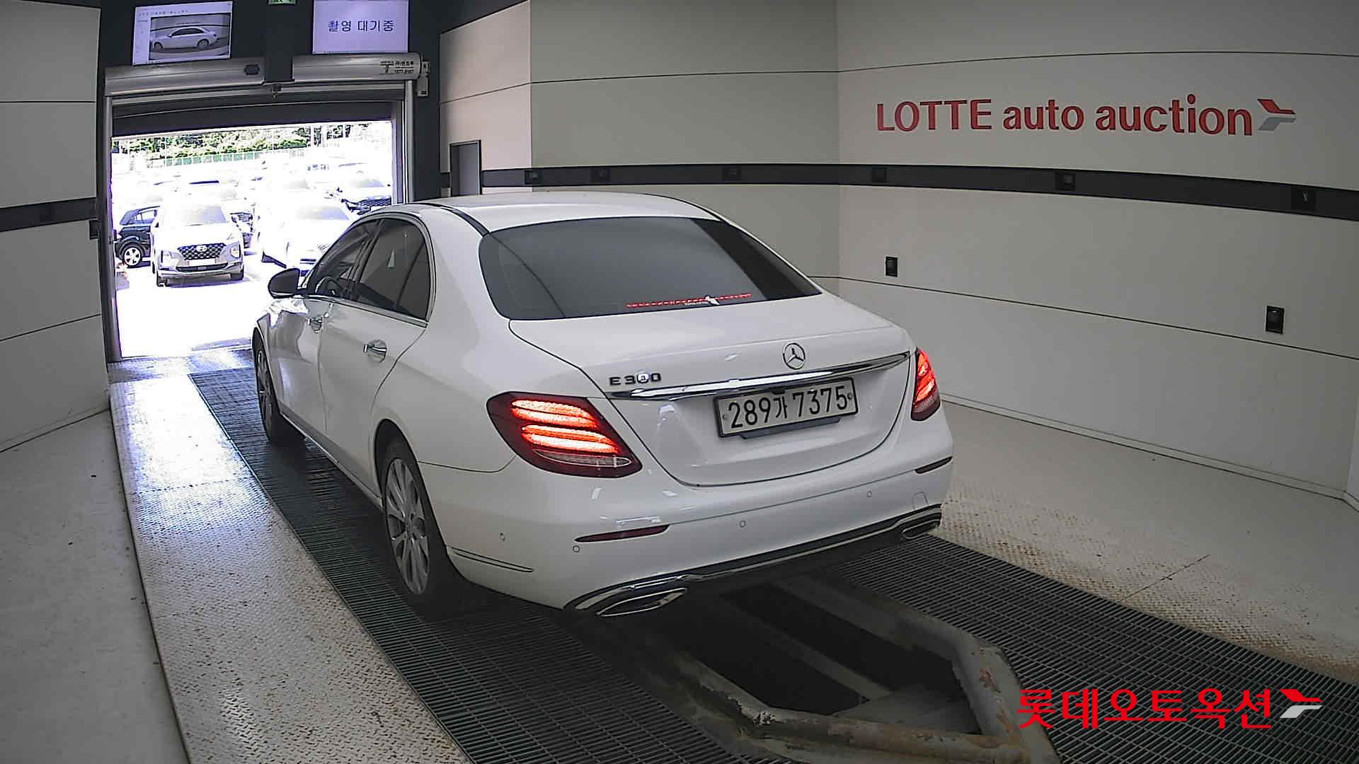 مرسيدس E300