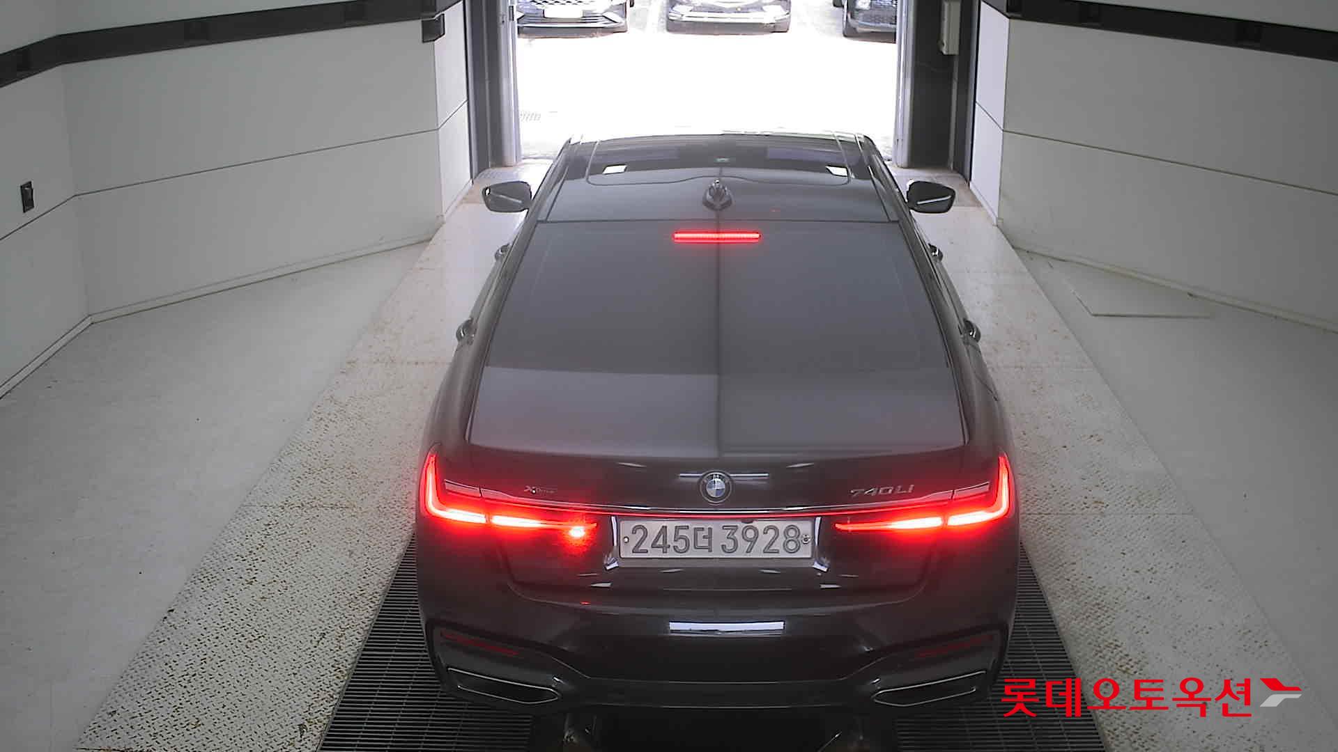 BMW الفئة السابعة