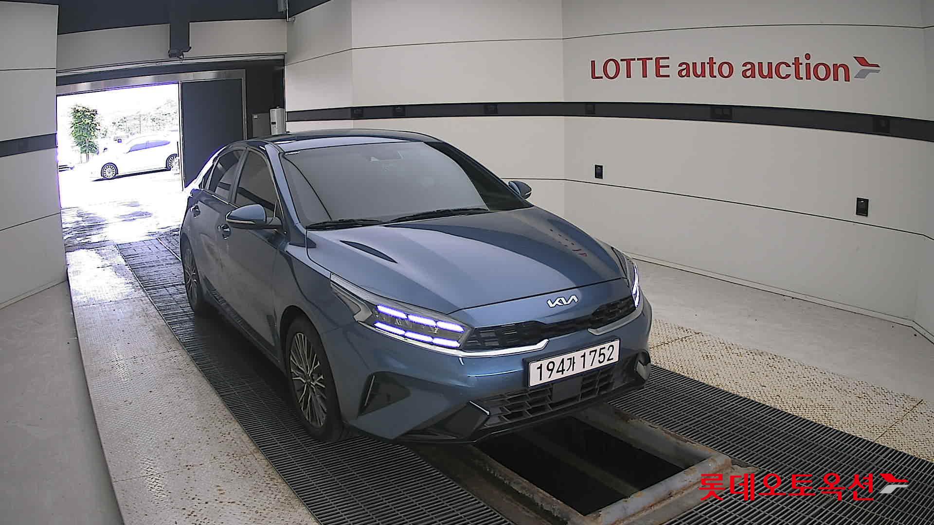 Kia K3 id 3097981 из Кореи 15