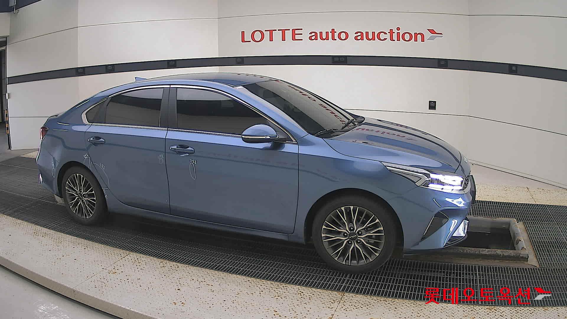 Kia K3 id 3097981 из Кореи 17