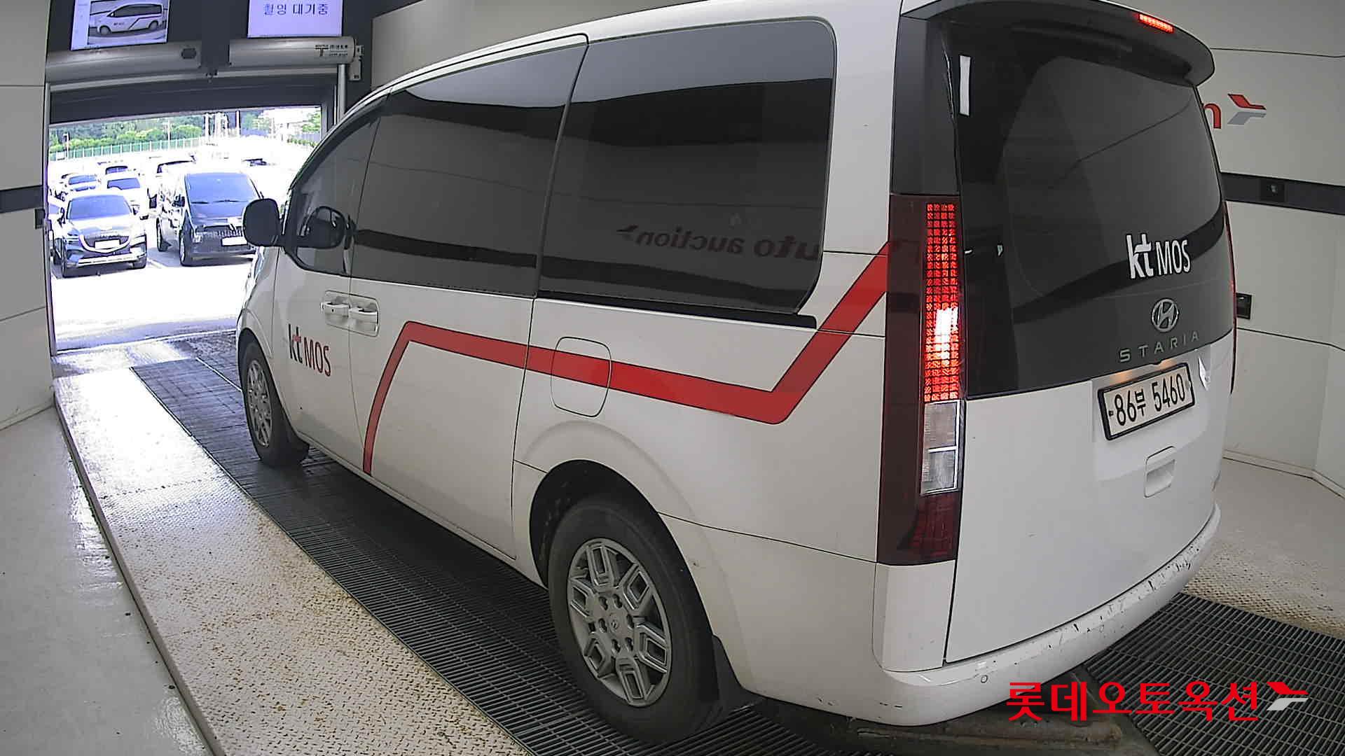 هيونداي - ستاريا - Image 6