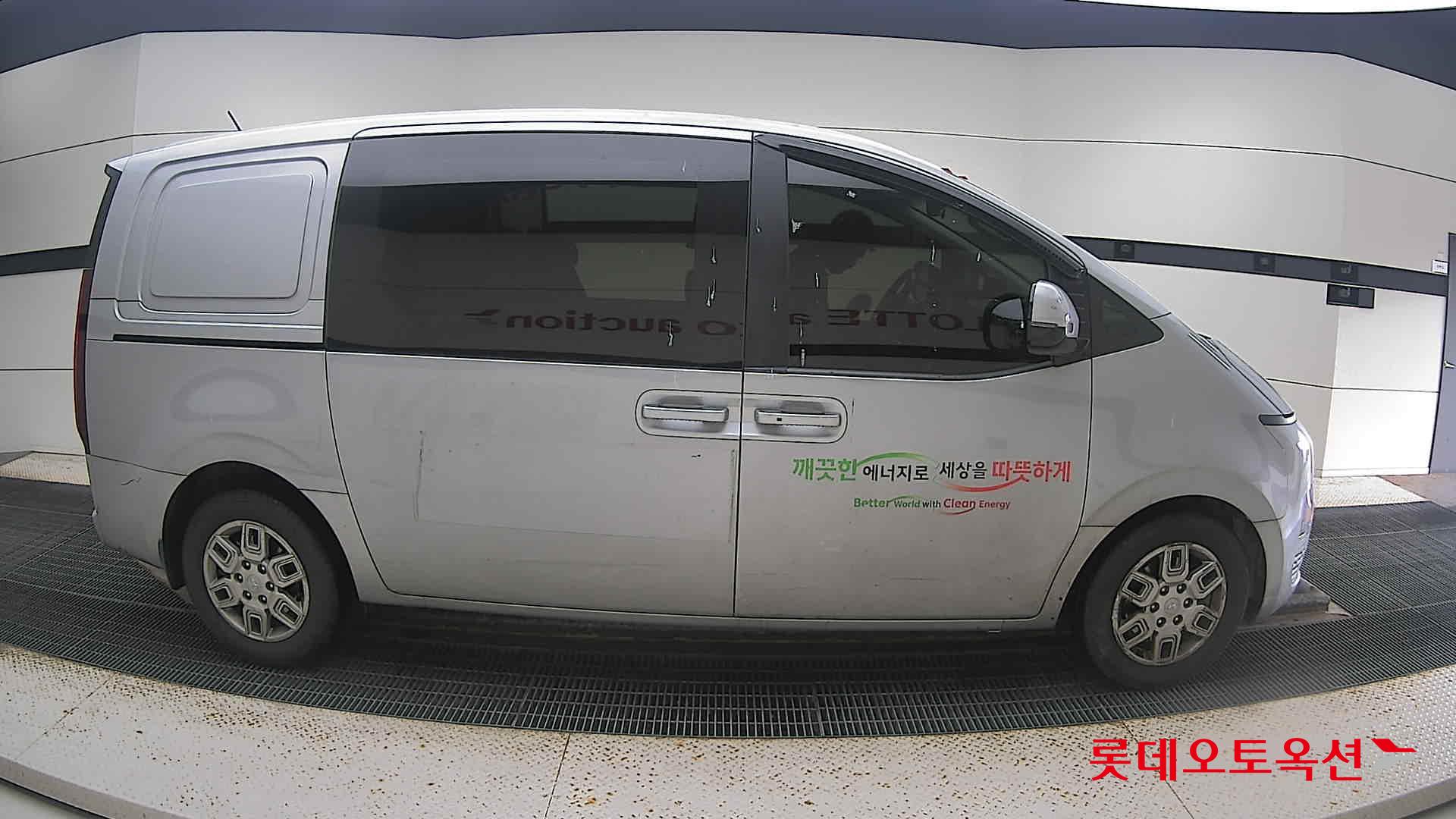 Hyundai Staria 2022 Другое из Кореи, фото 3