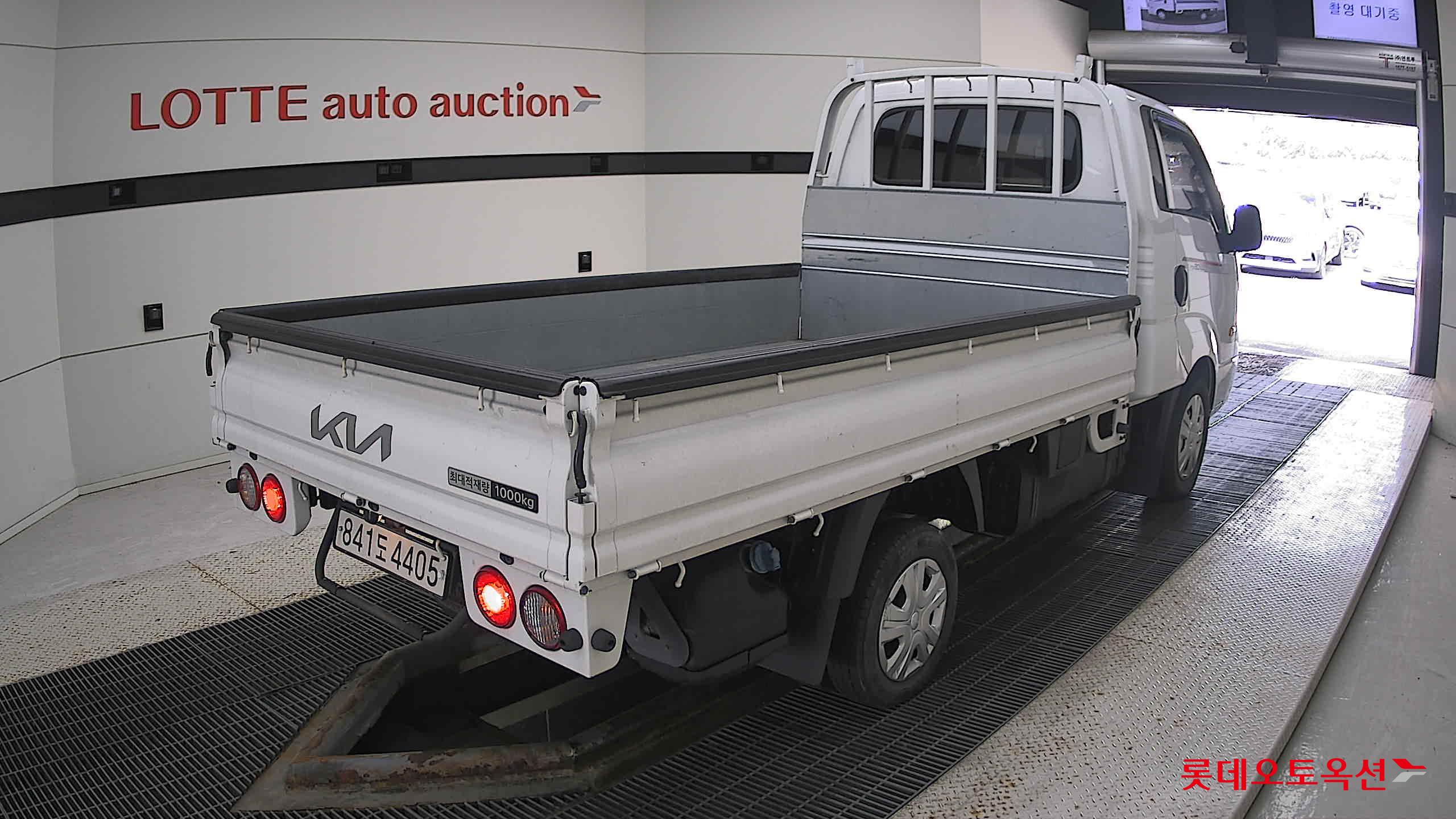 Kia Bongo III 1 ton 2022 Белый из Кореи, фото 4