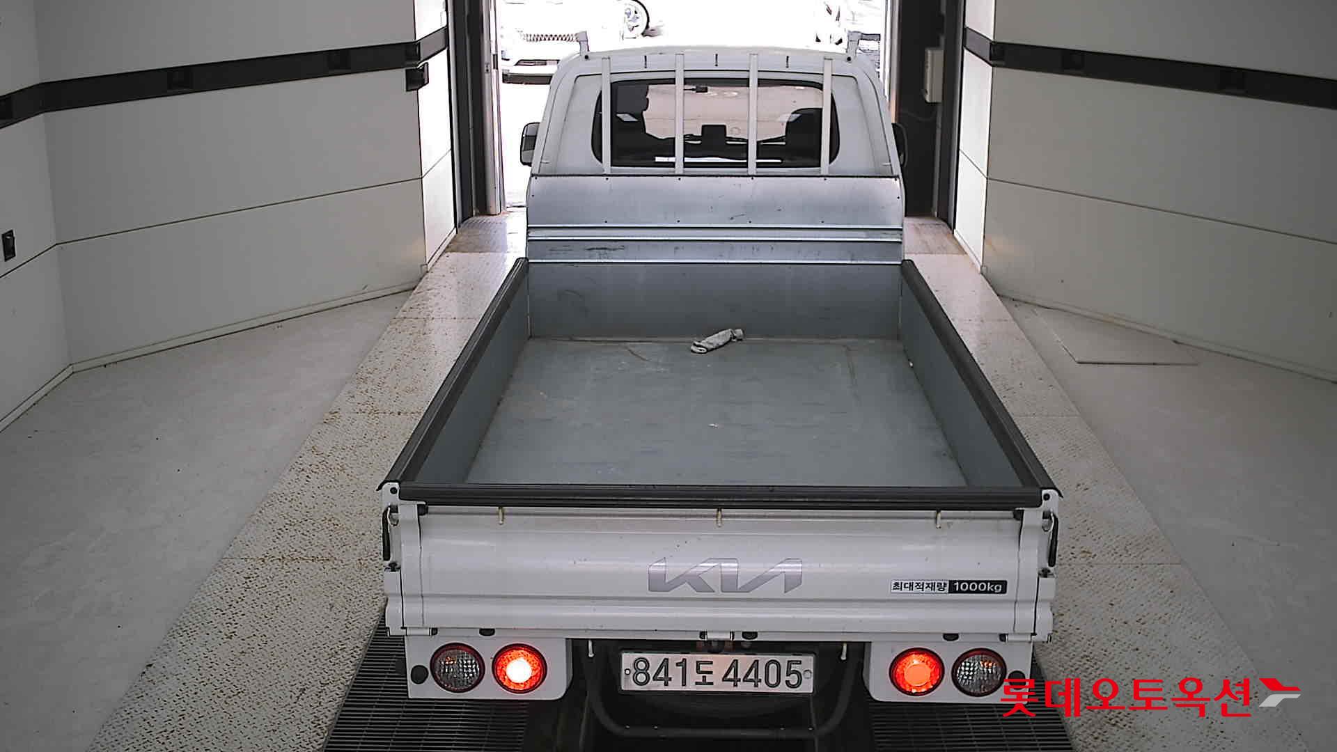 Kia Bongo III 1 ton 2022 Белый из Кореи, фото 5