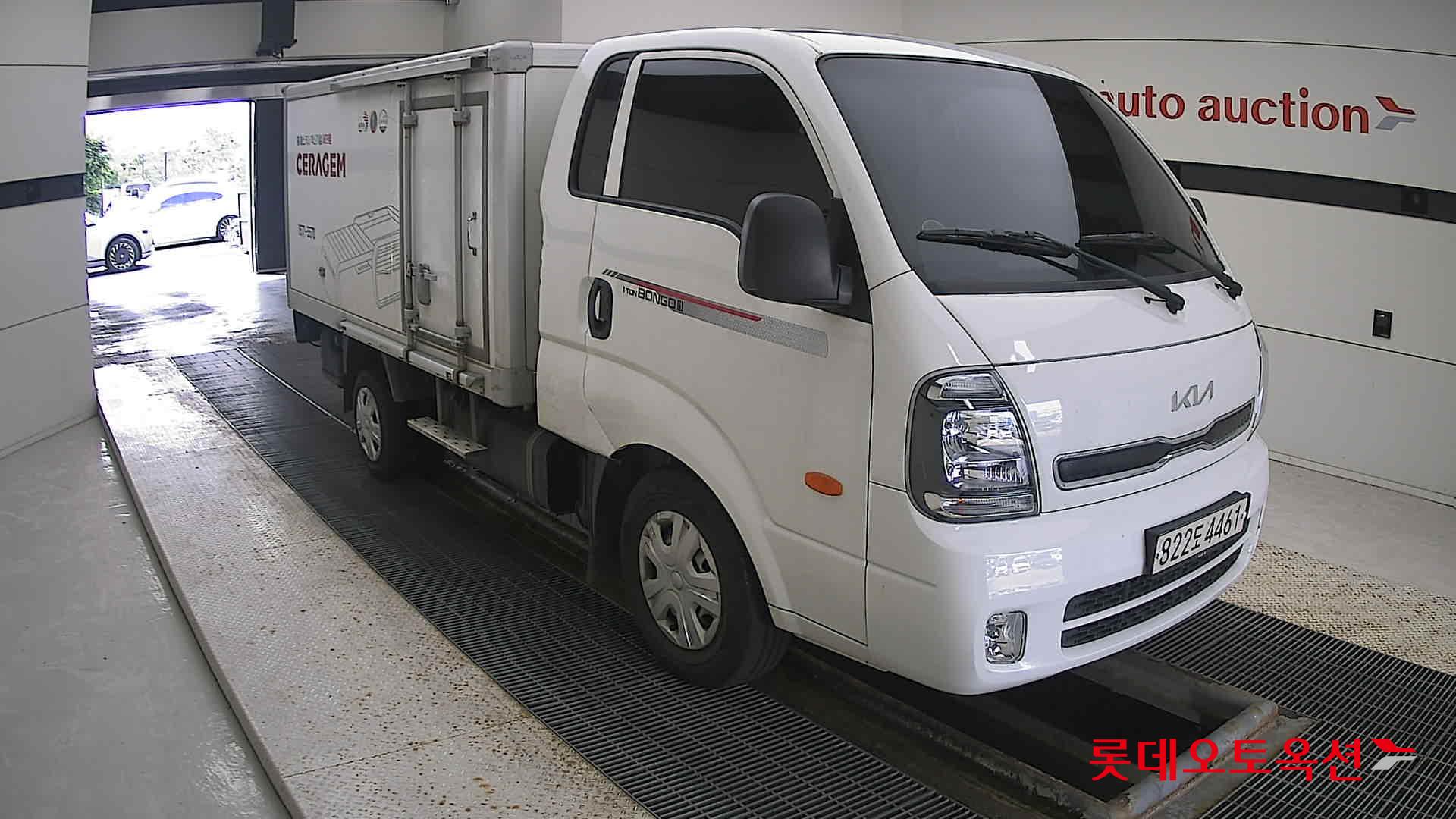 Kia Bongo III Low-profile built-in car 2022 Белый из Кореи, фото 2