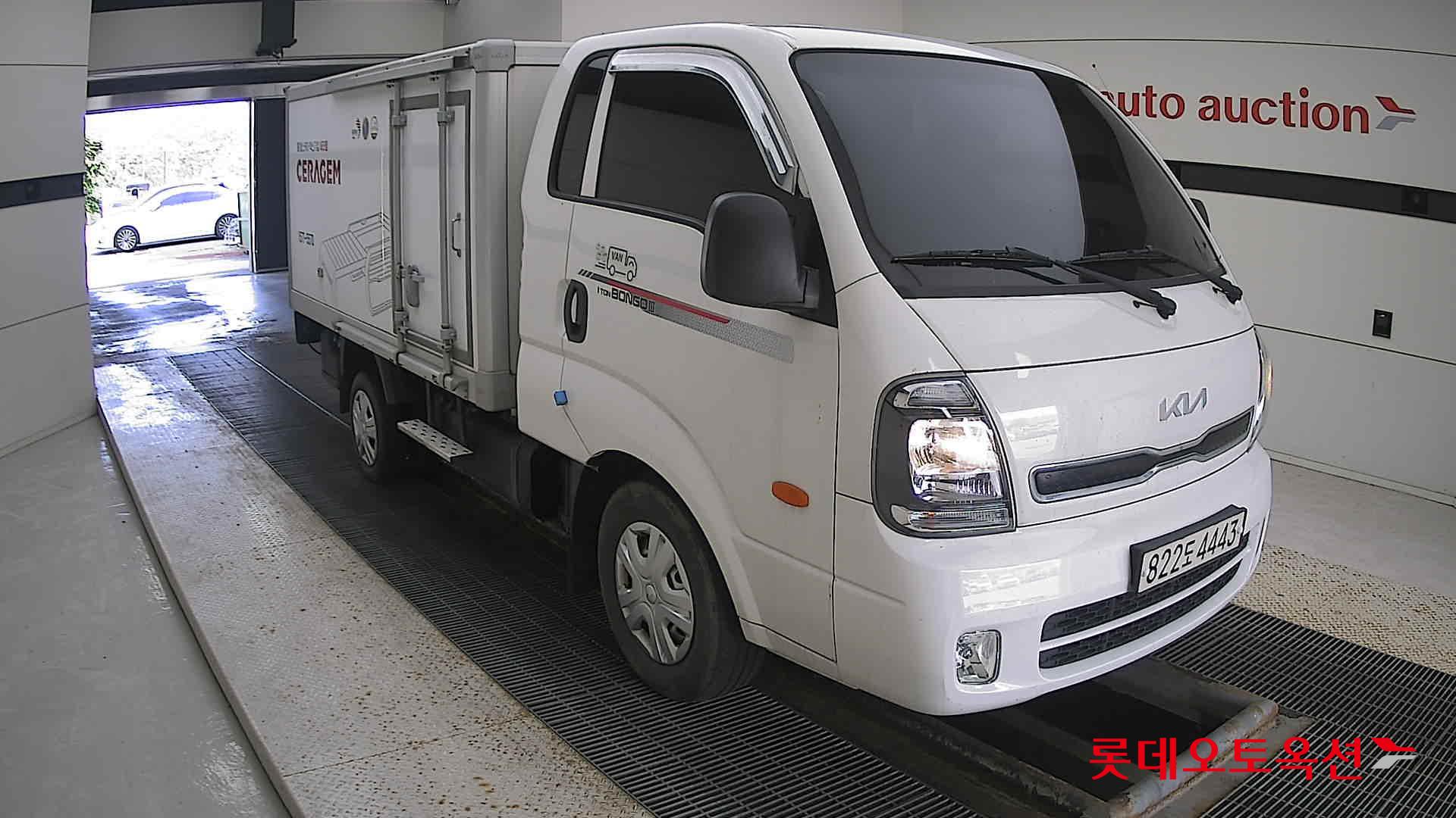 Kia Bongo III Low-profile built-in car 2022 Белый из Кореи, фото 2