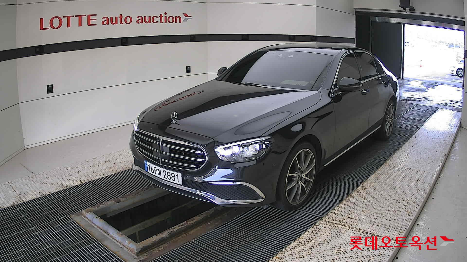 مرسيدس E300E