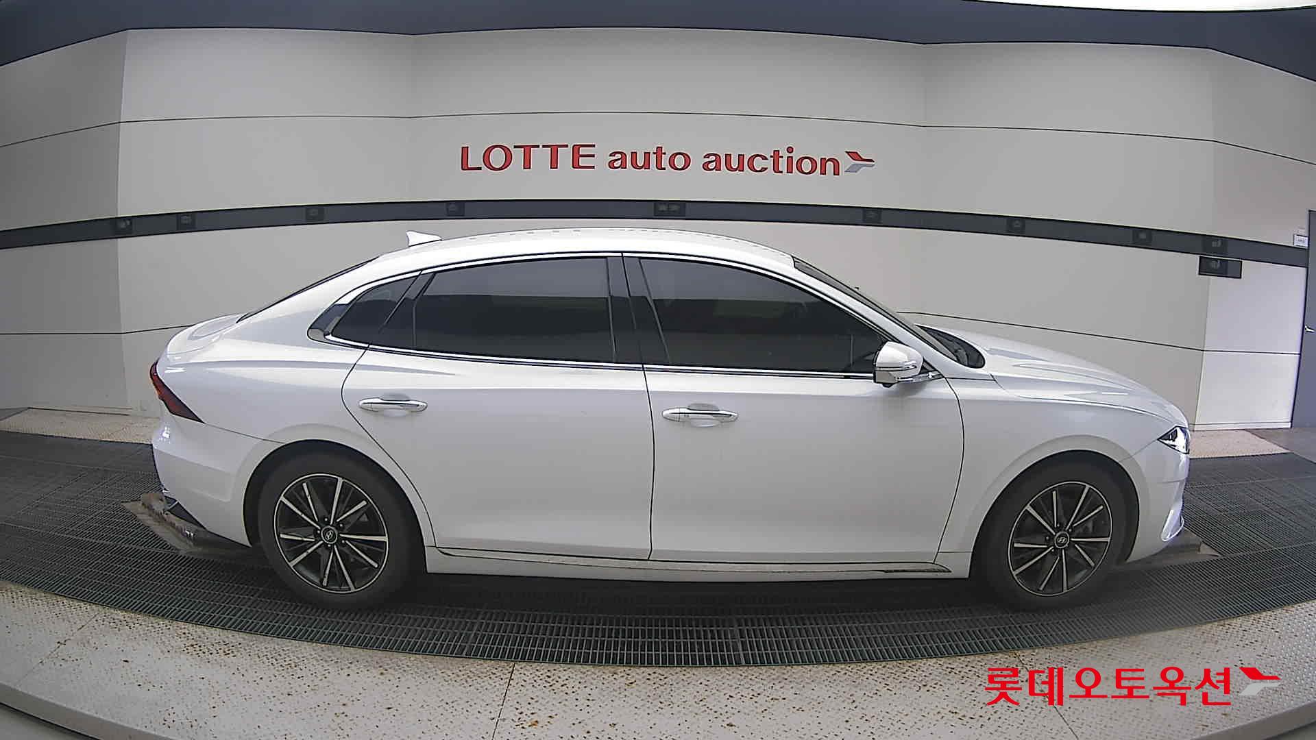 Hyundai Grandeur 2020 Белый из Кореи, фото 3