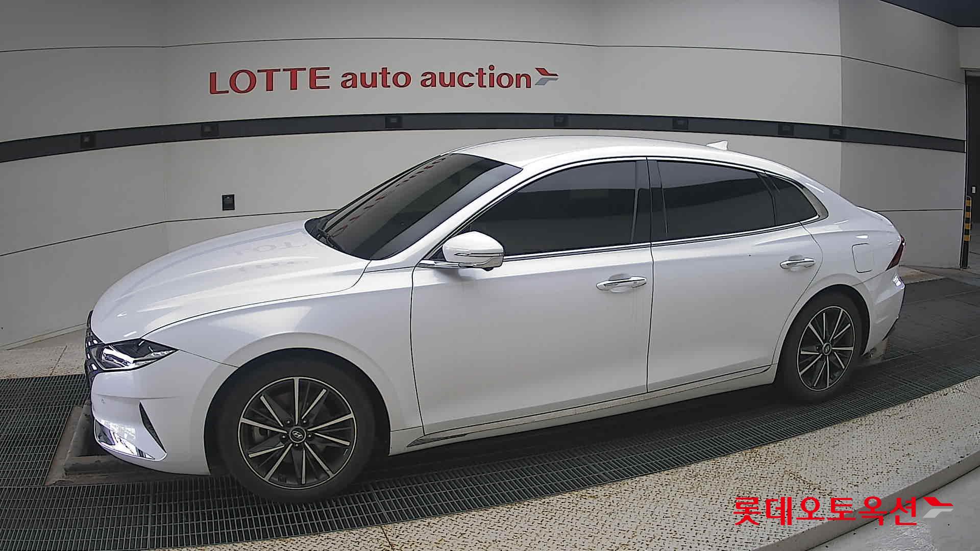 Hyundai Grandeur id 3057689 из Кореи 12