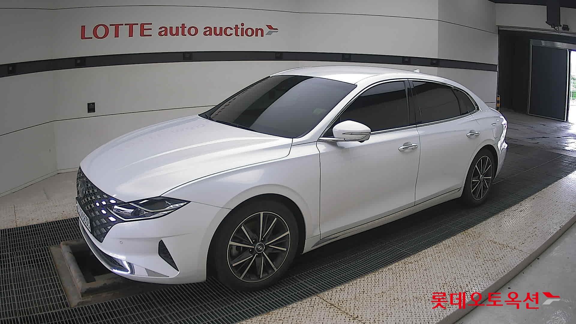 Hyundai Grandeur id 3057689 из Кореи 13