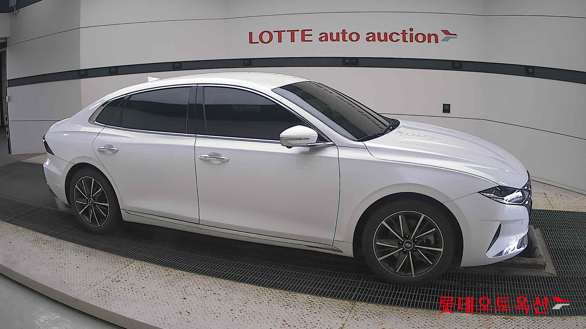 Hyundai Grandeur id 3057689 из Кореи 17