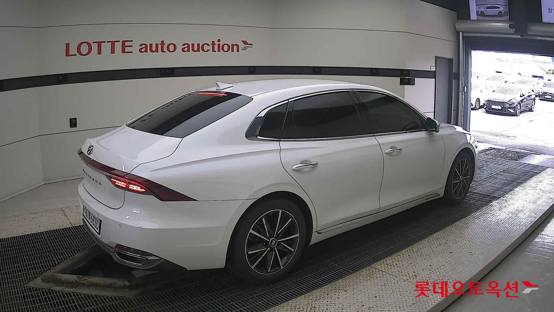 Hyundai Grandeur id 3057689 из Кореи 19