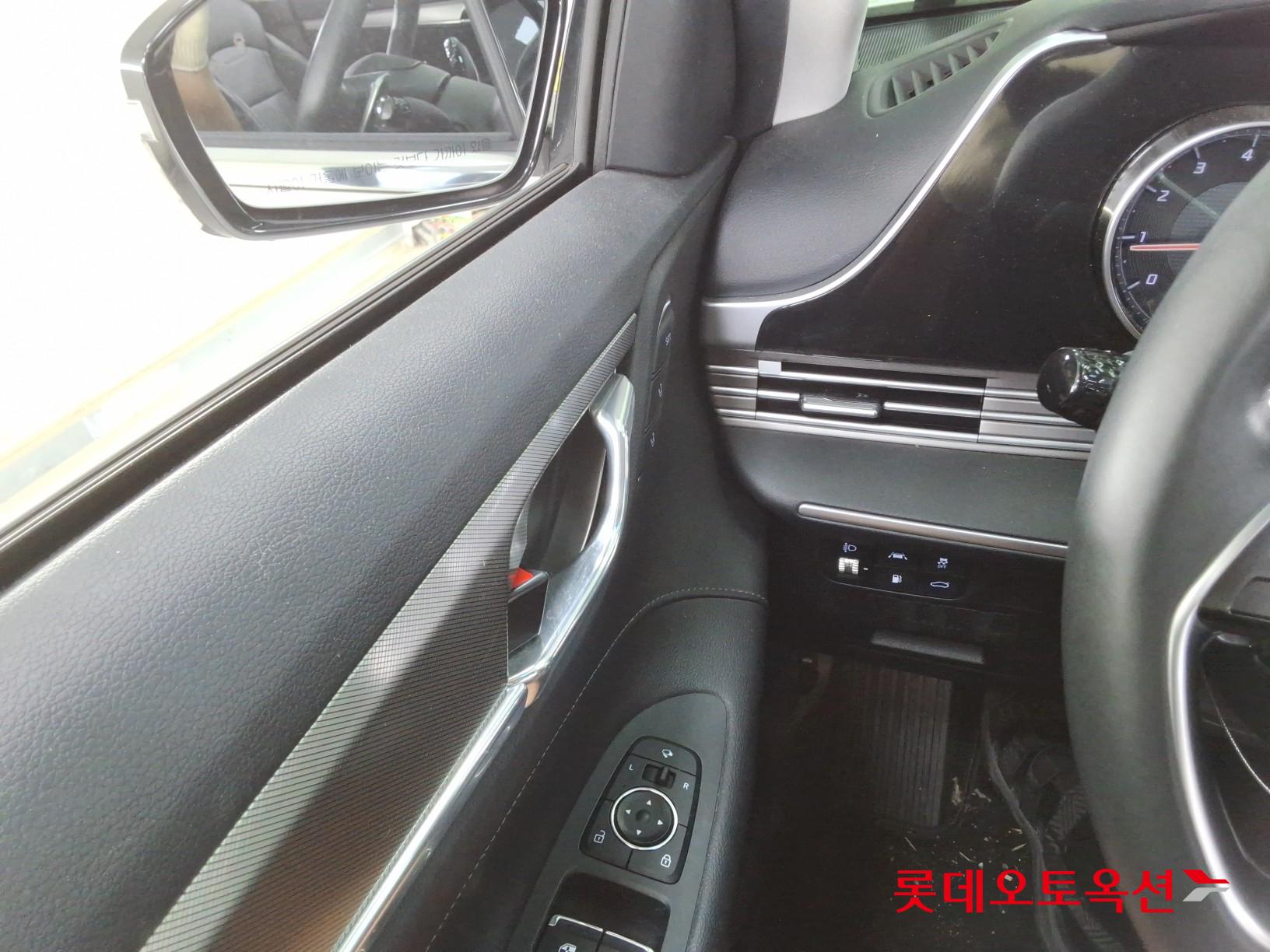 Hyundai Grandeur id 3057689 из Кореи 28