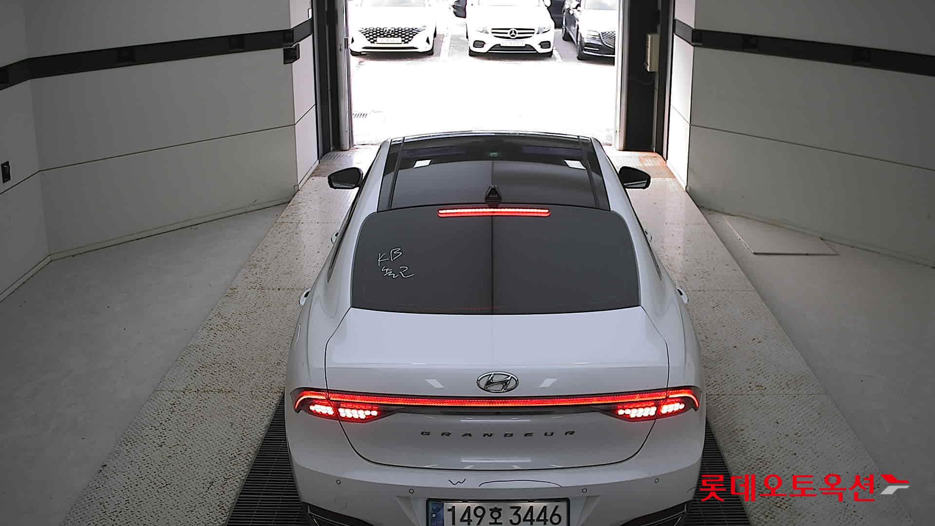 Hyundai Grandeur 2020 Белый из Кореи, фото 5