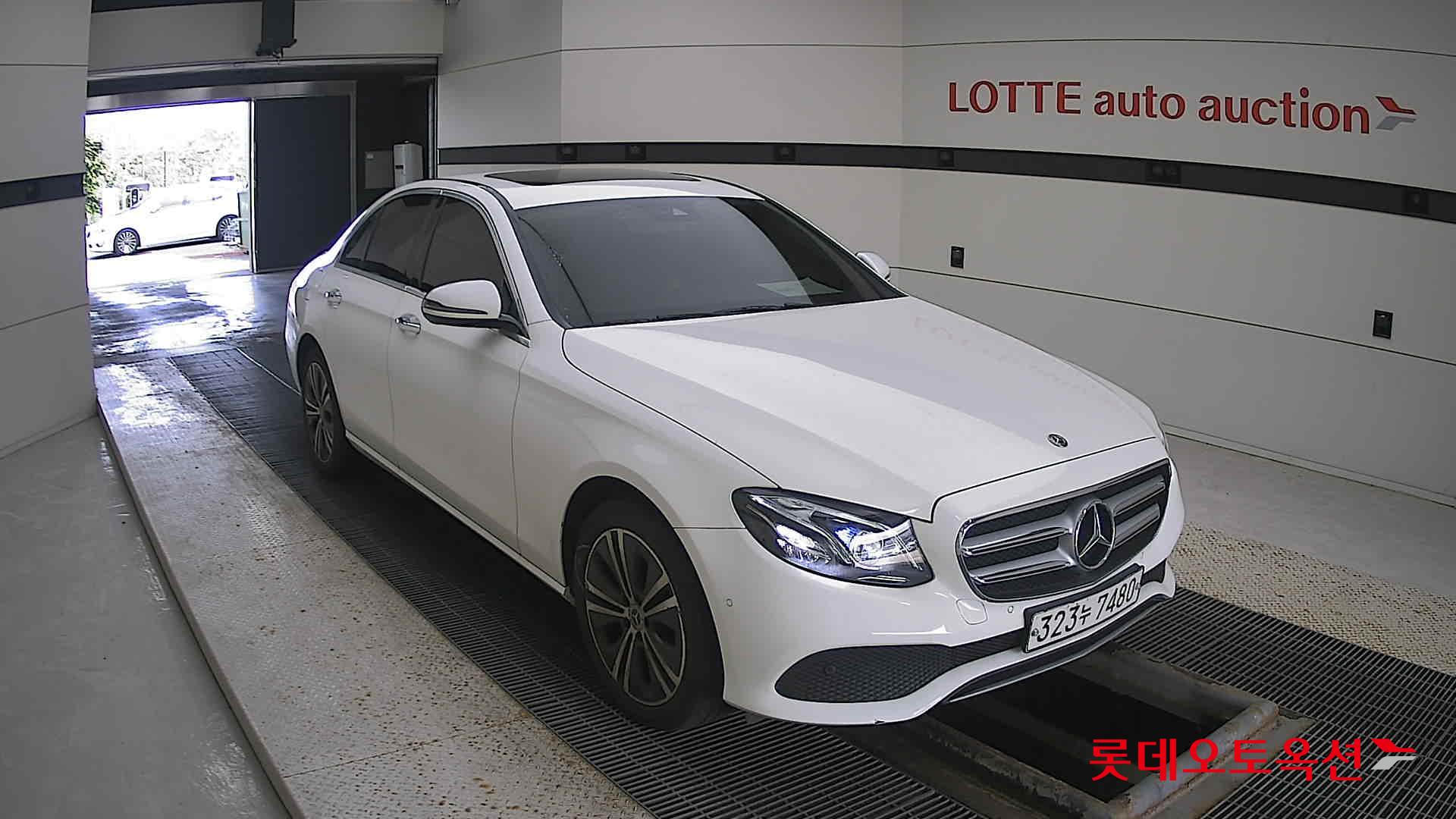 Mercedes-Benz Benz E220 d 2020 Белый из Кореи, фото 2