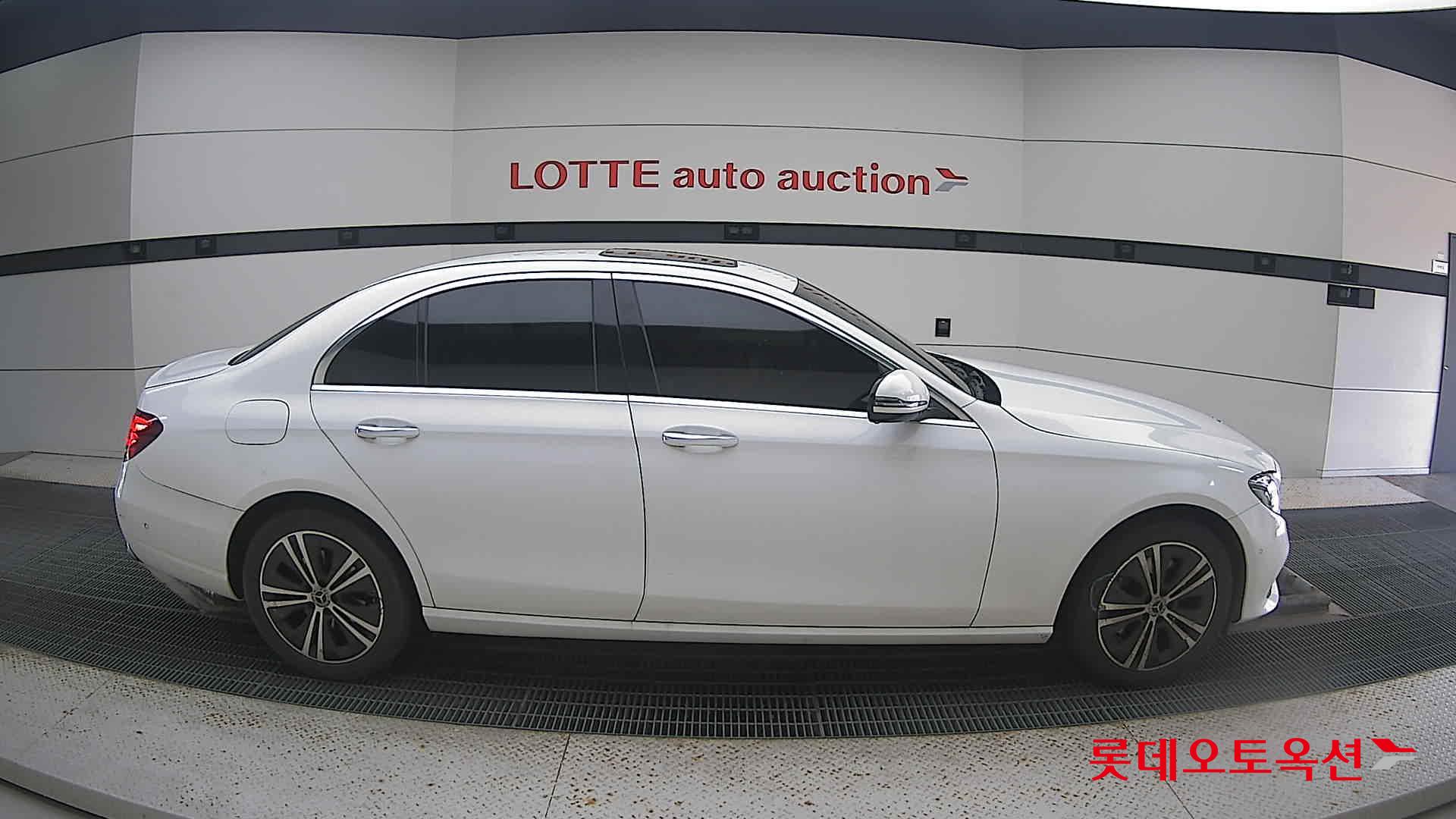 Mercedes-Benz Benz E220 d 2020 Белый из Кореи, фото 3