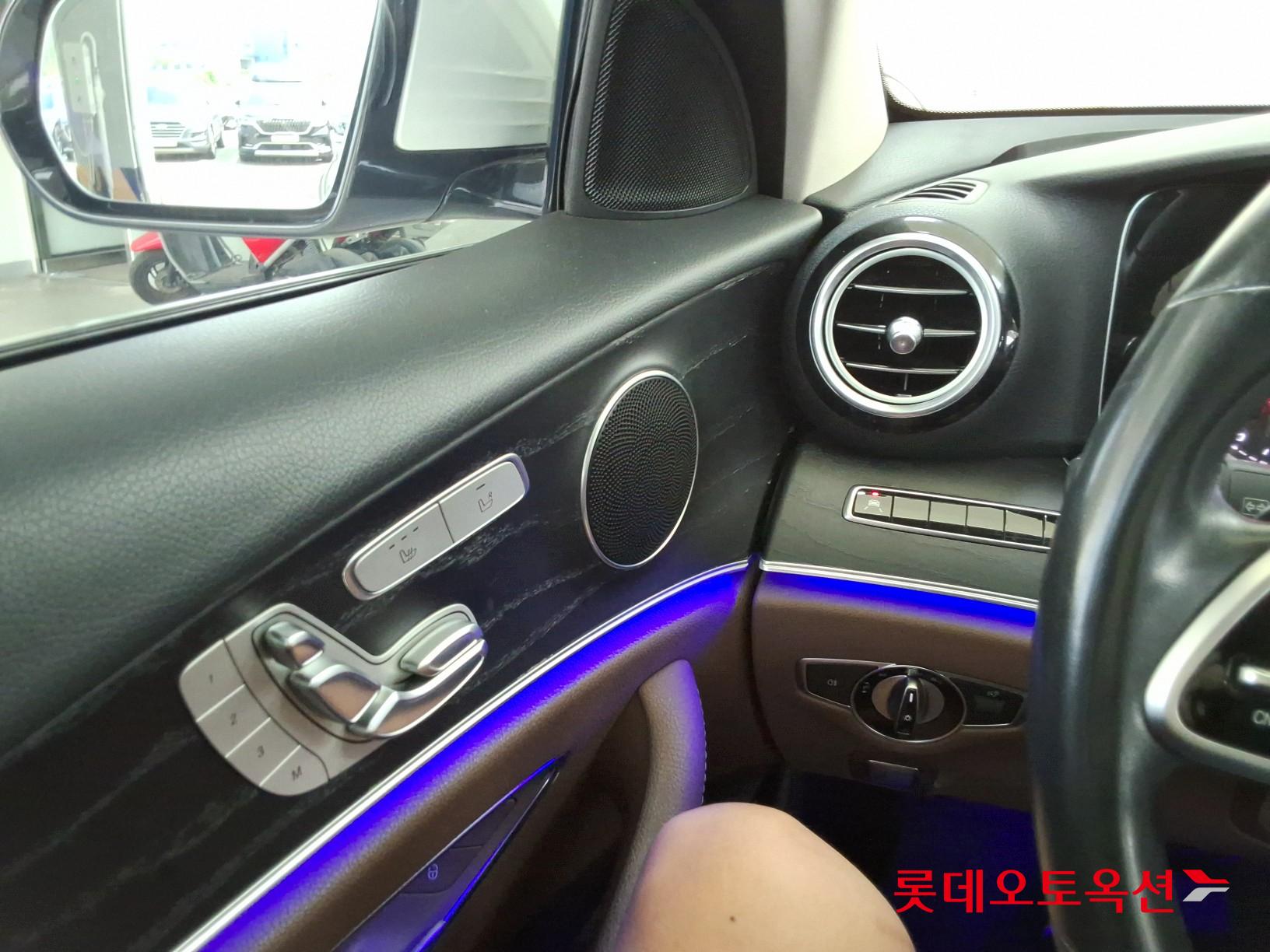 Mercedes-Benz Benz E220 d id 3062820 из Кореи 28