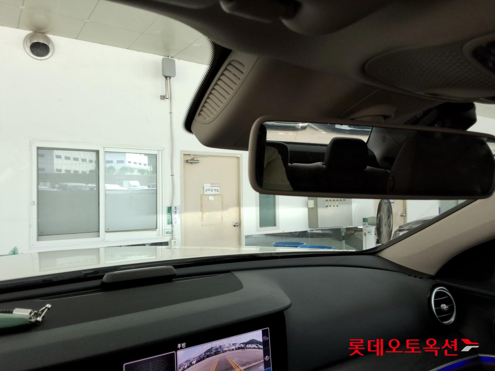 Mercedes-Benz Benz E220 d id 3062820 из Кореи 32