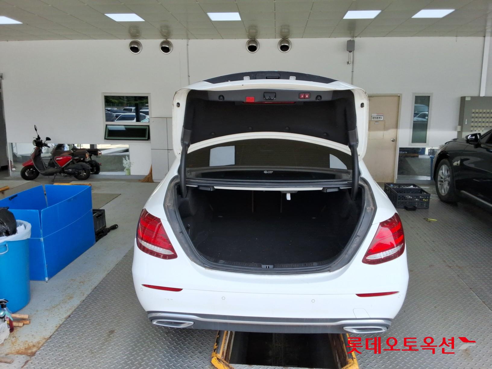 Mercedes-Benz Benz E220 d id 3062820 из Кореи 37