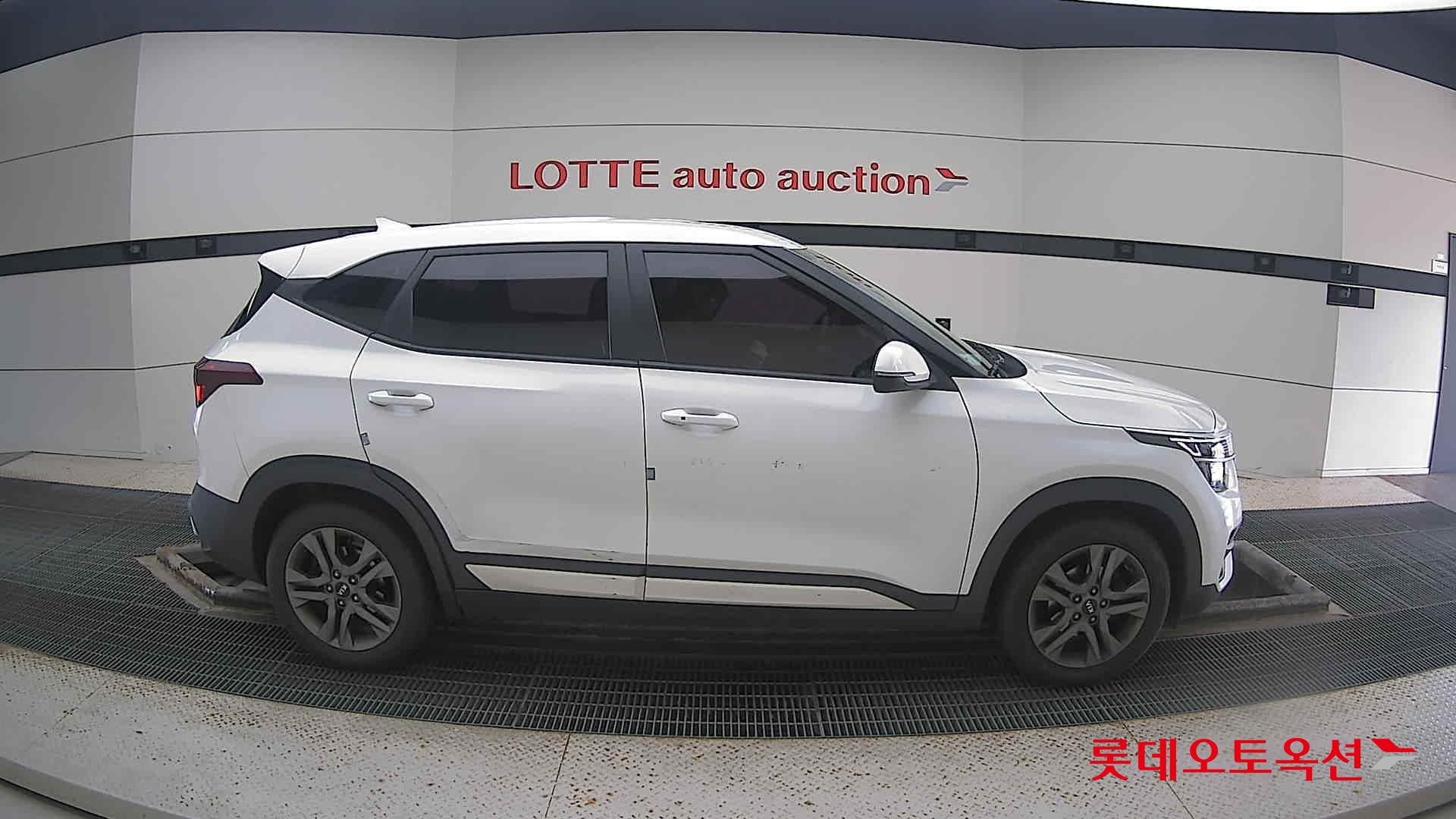 Kia Seltos 2021 Белый из Кореи, фото 3